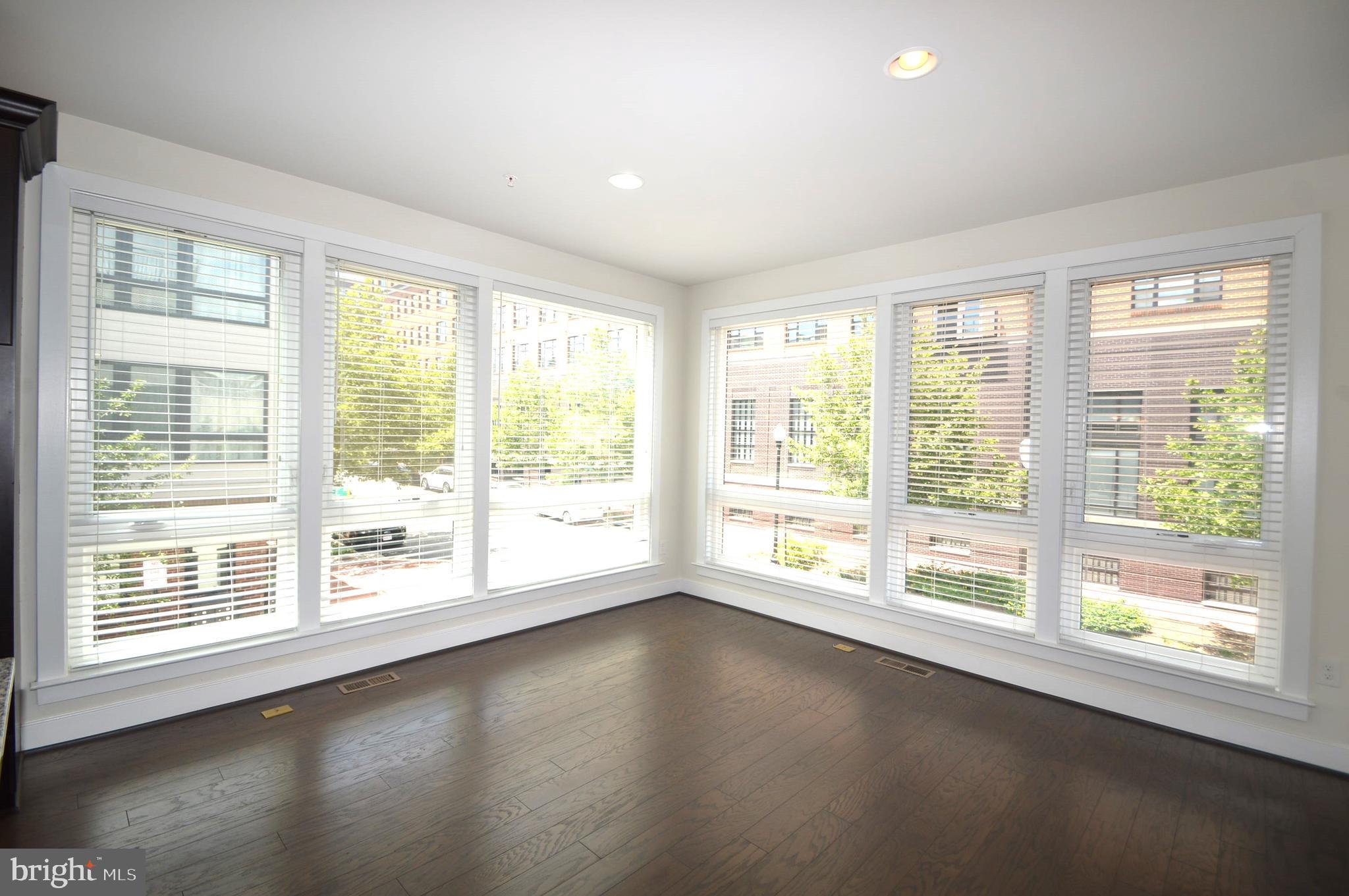 CAMERON PARK - Residential Lease