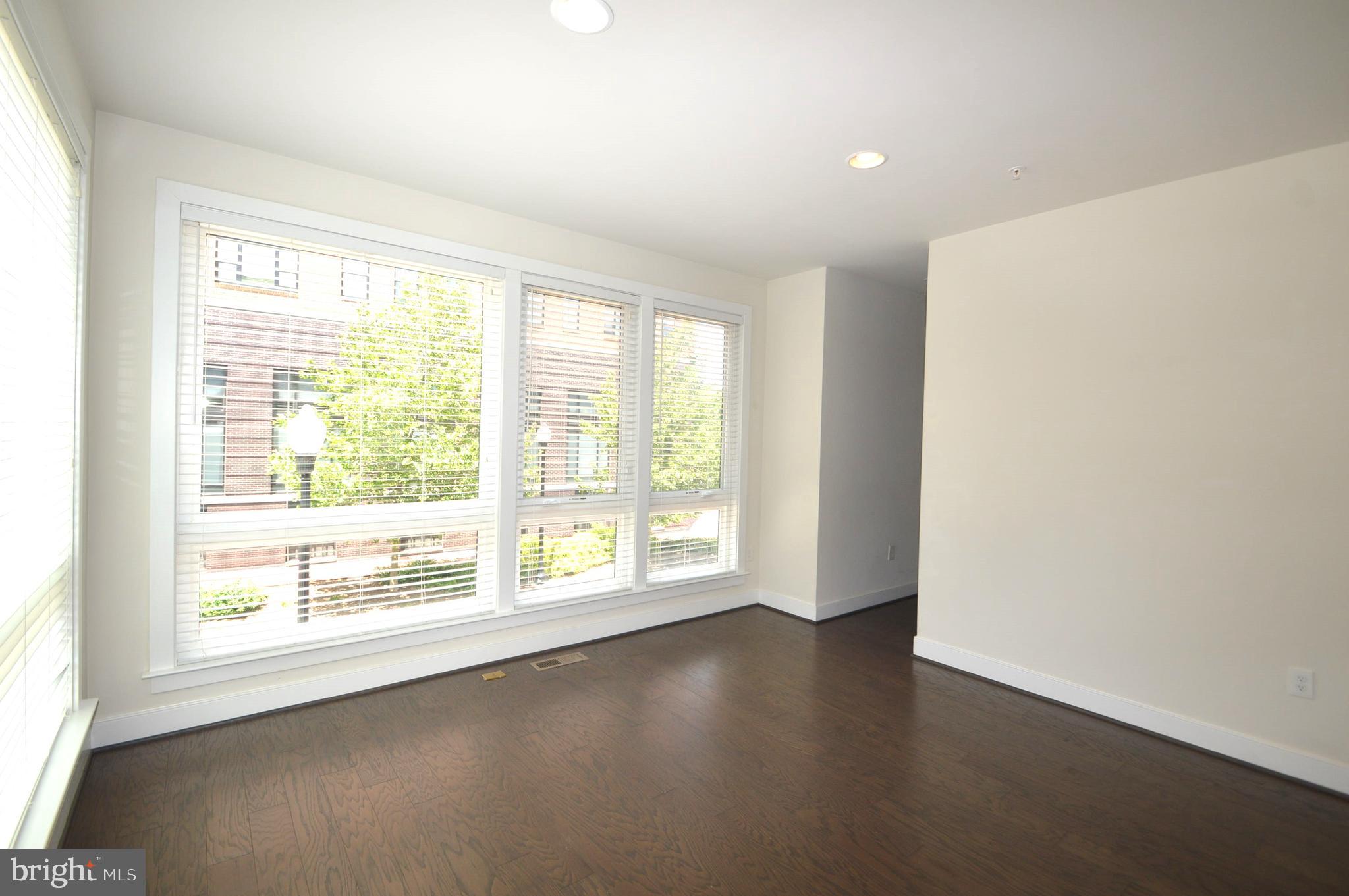 CAMERON PARK - Residential Lease