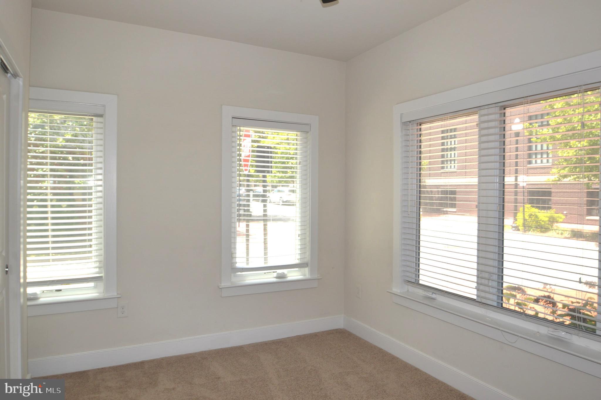 CAMERON PARK - Residential Lease