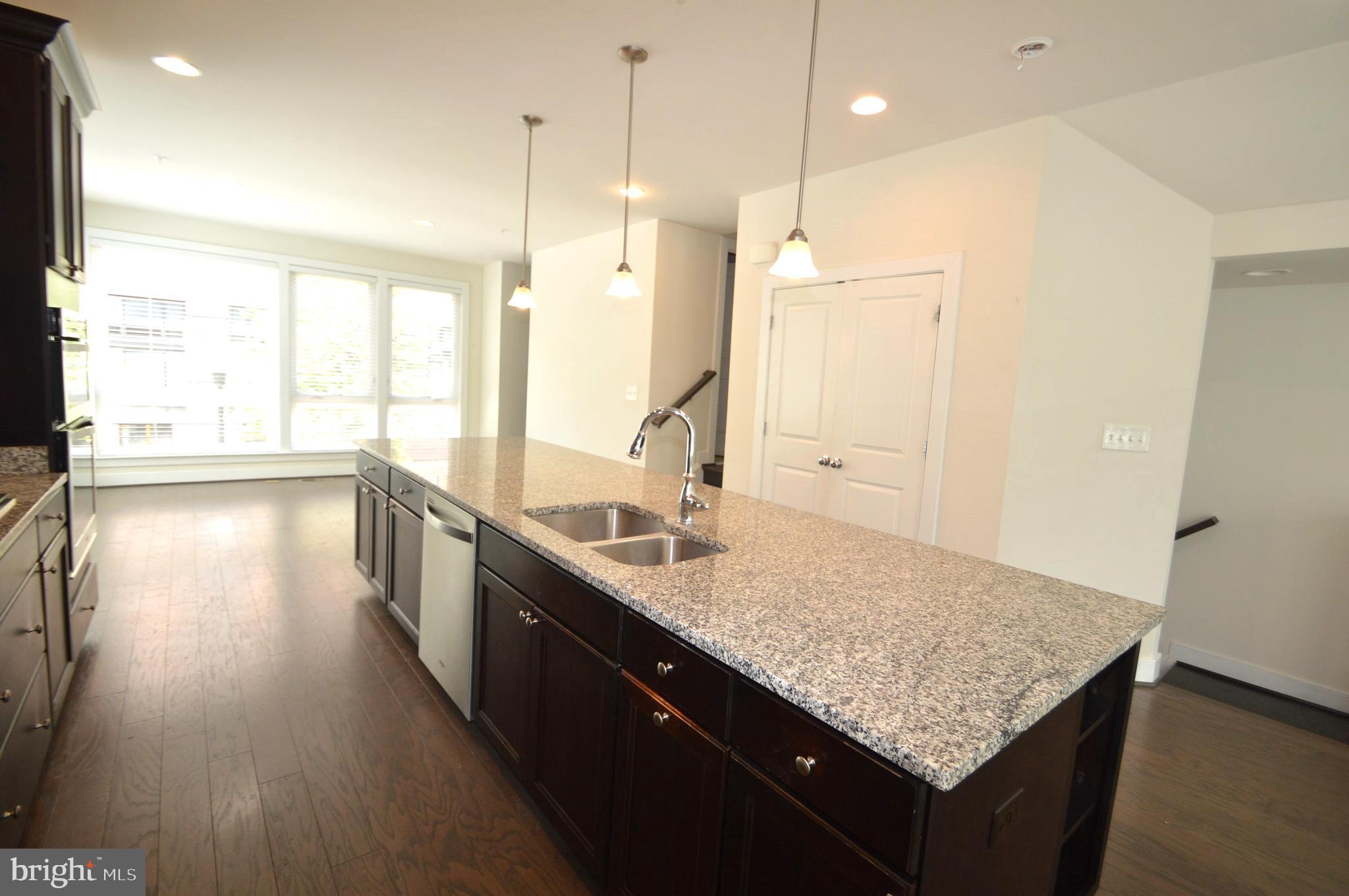 CAMERON PARK - Residential Lease