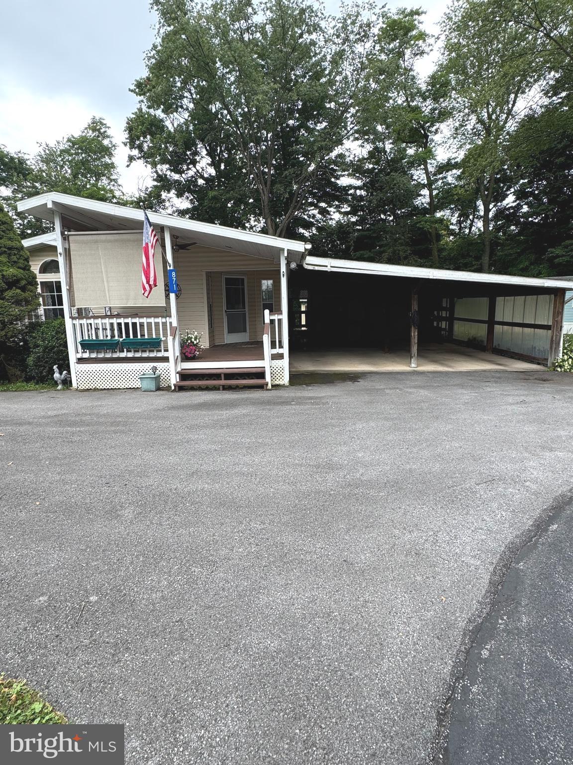 442 MCELHATTAN DRIVE 871
