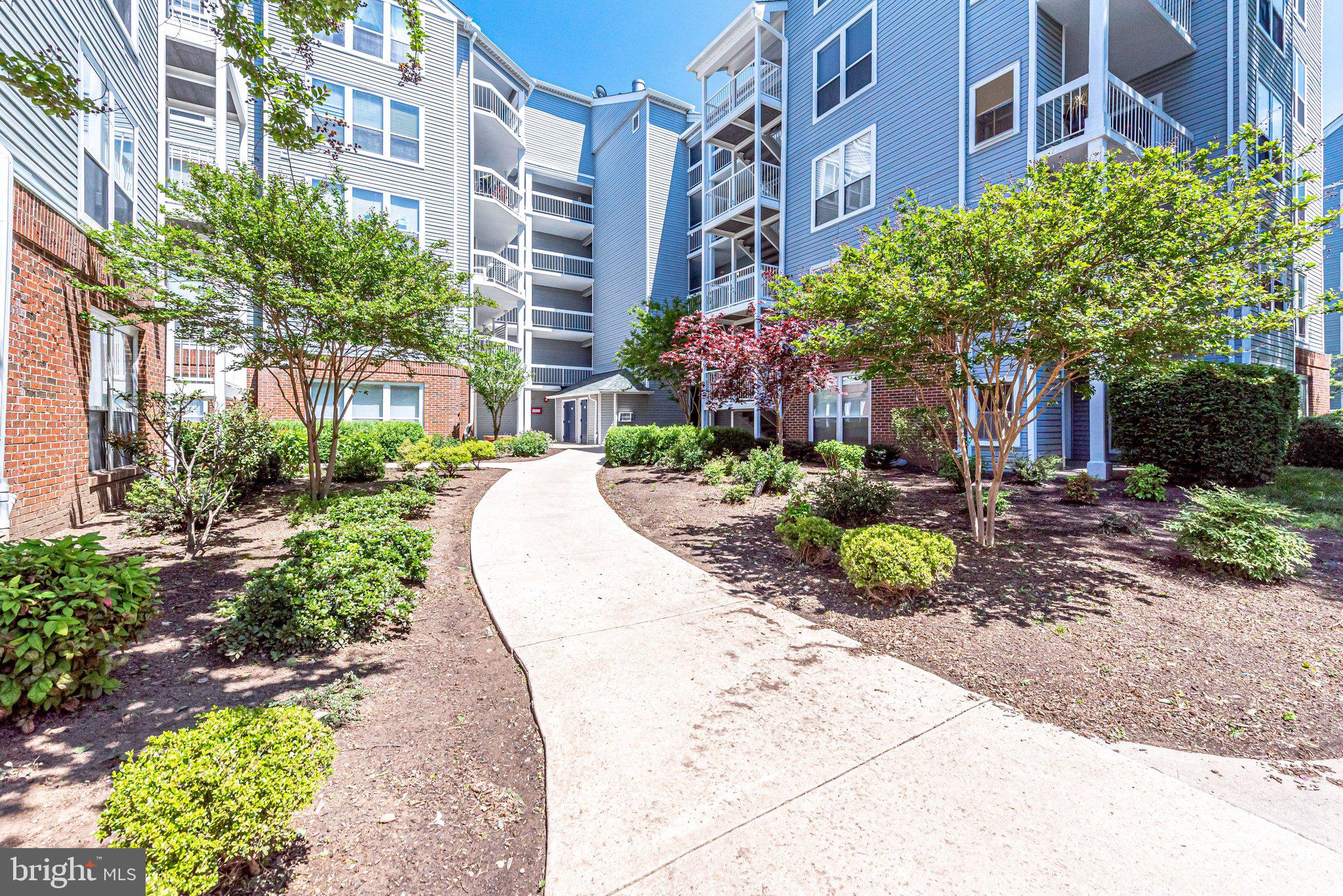 3175 SUMMIT SQUARE DRIVE 5-B9