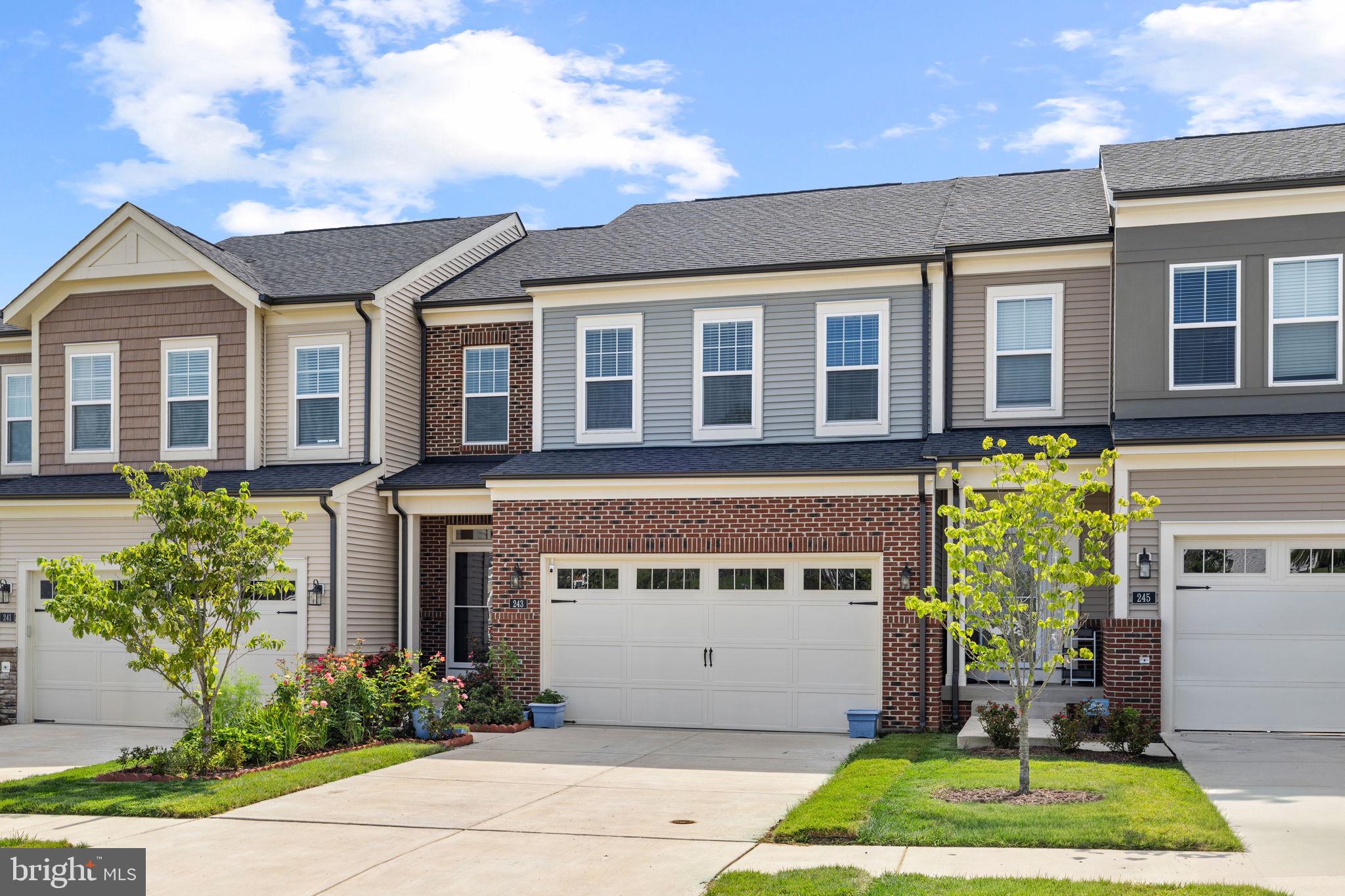 243 SMOKEBUSH DRIVE