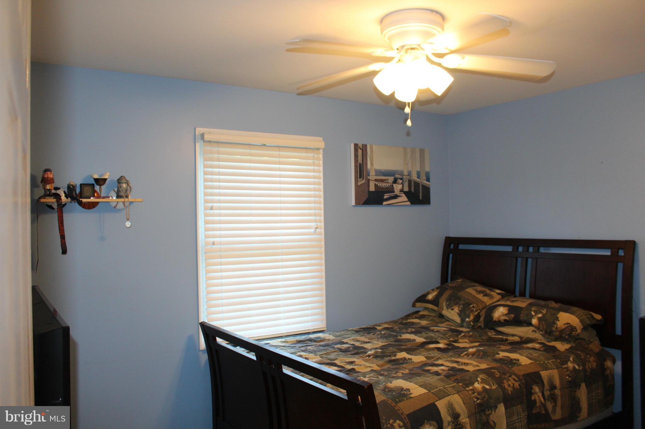 DEVONNE WOODS - Residential Lease