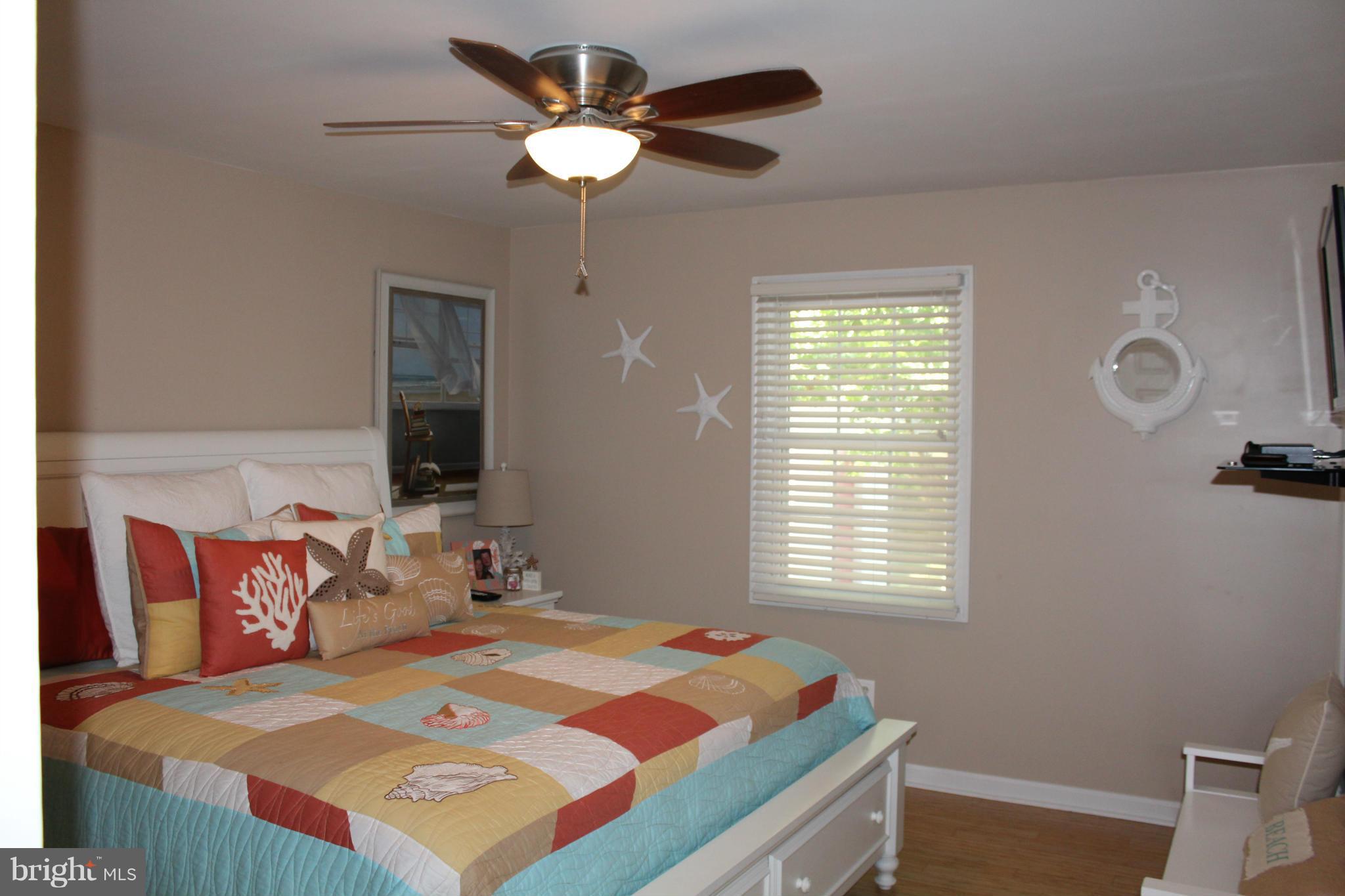 DEVONNE WOODS - Residential Lease