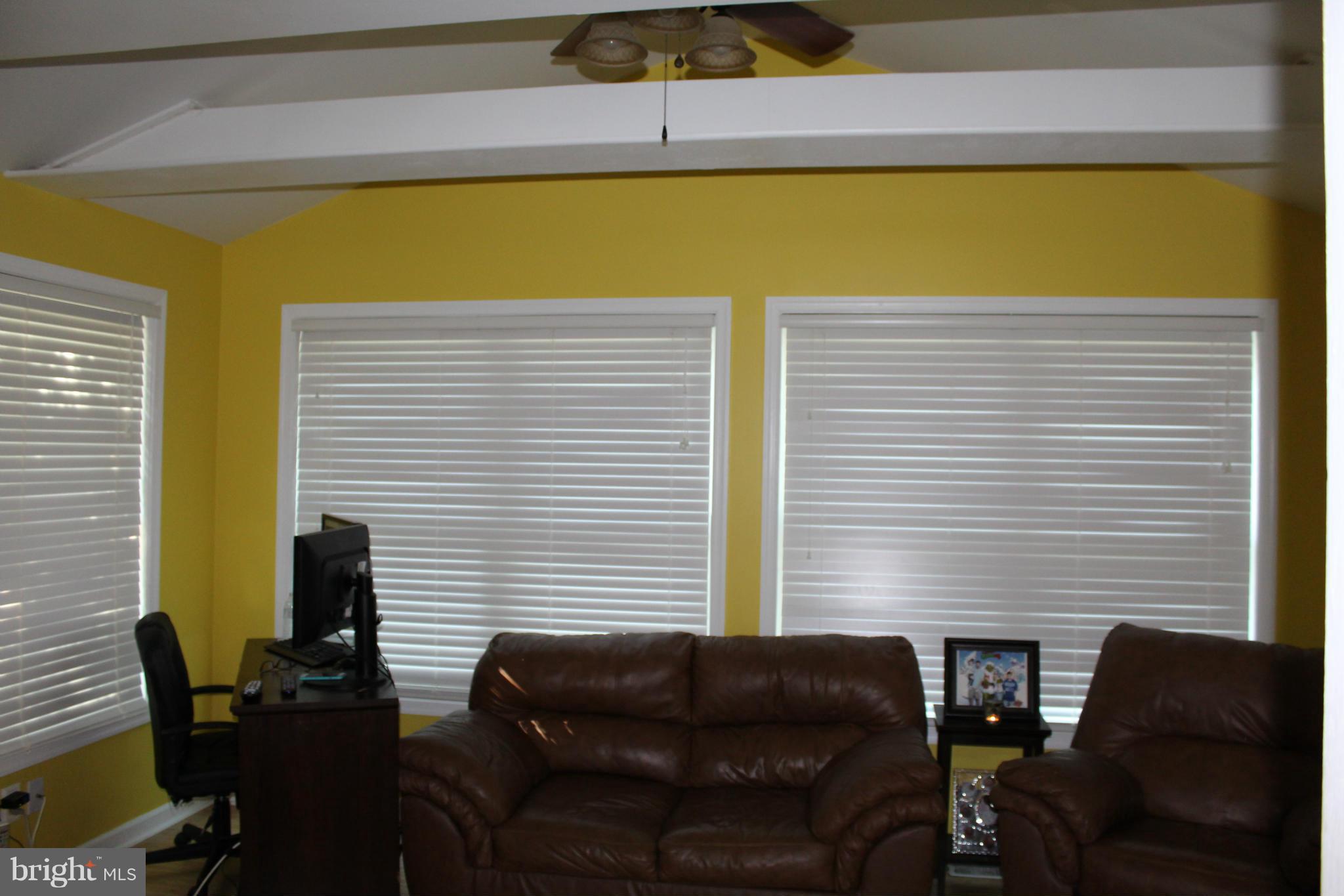 DEVONNE WOODS - Residential Lease