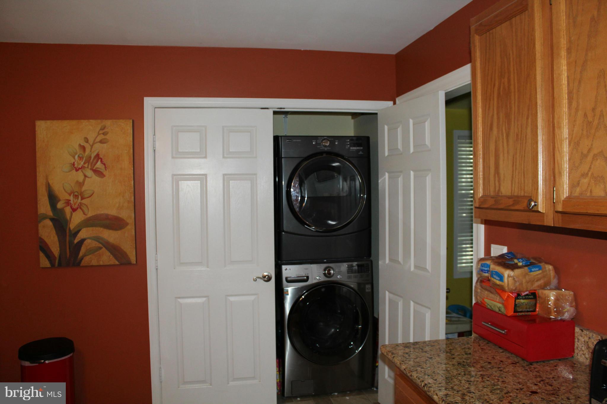 DEVONNE WOODS - Residential Lease