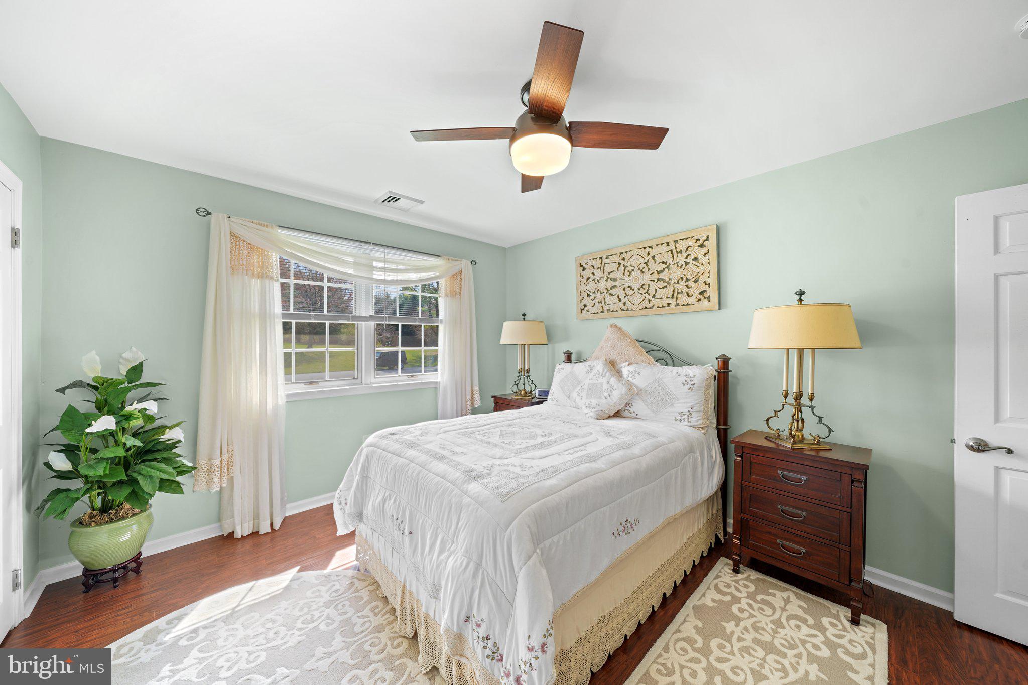 DILWORTHTOWN OAKS - Residential