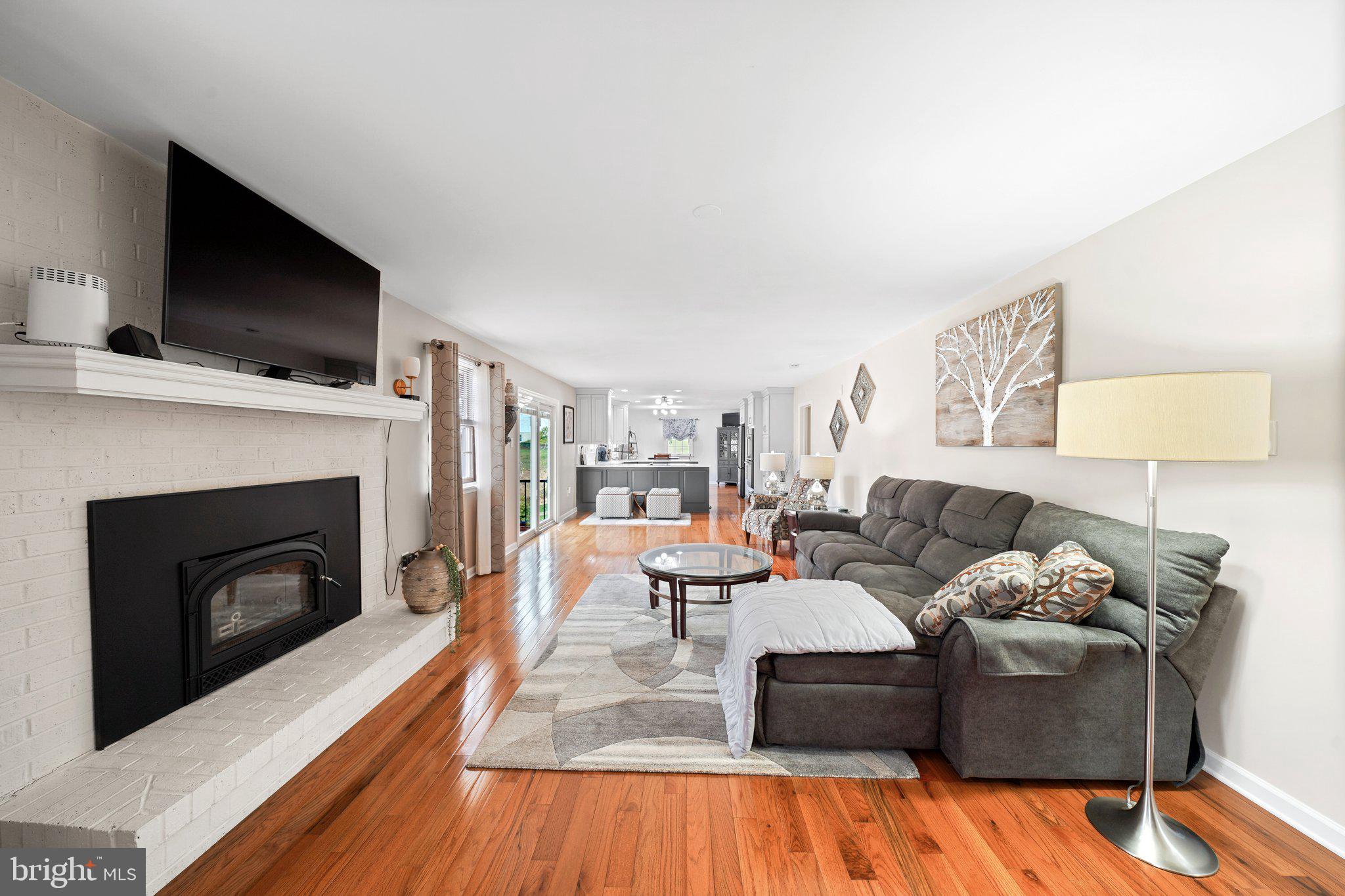 DILWORTHTOWN OAKS - Residential