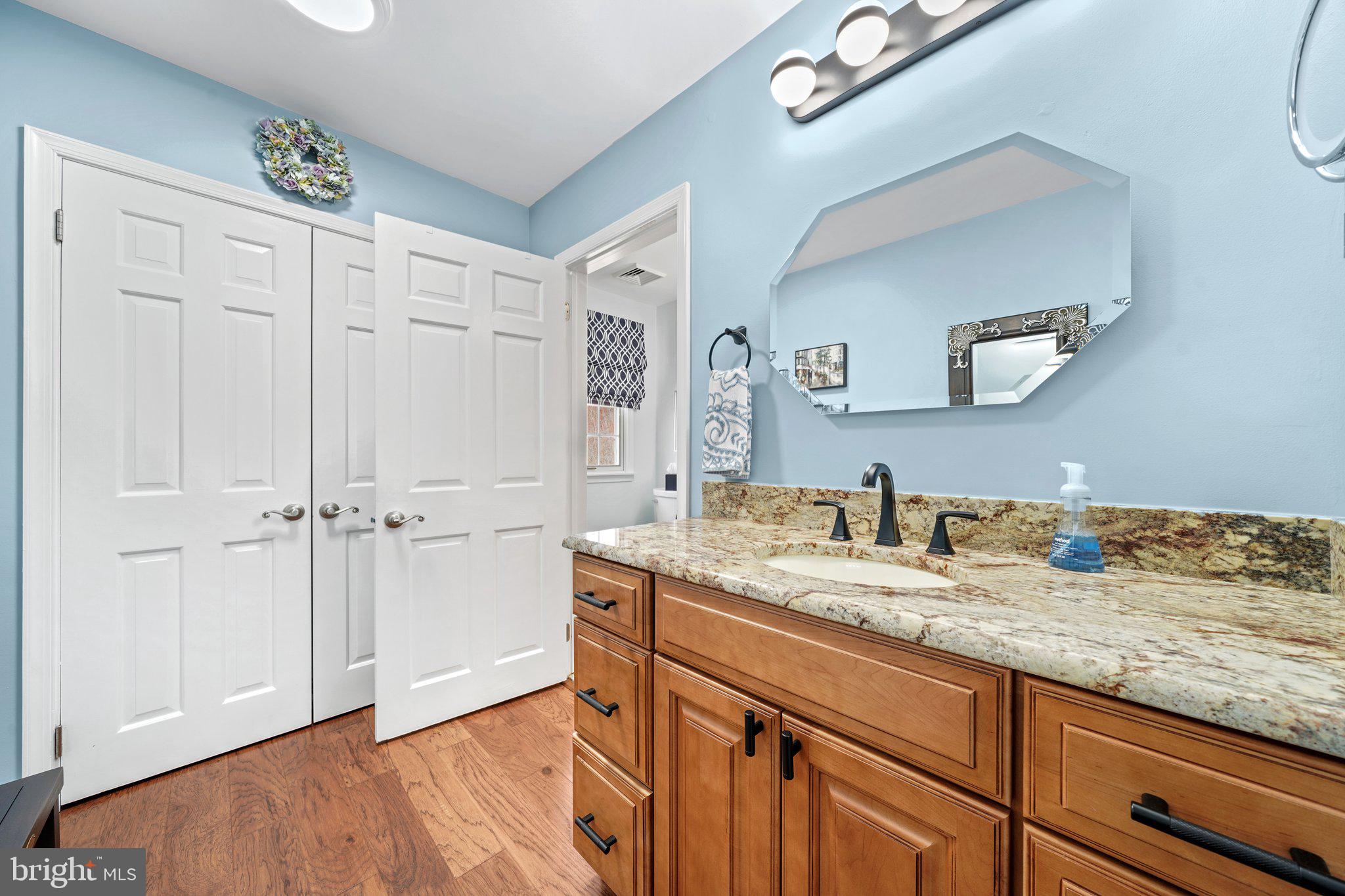 DILWORTHTOWN OAKS - Residential