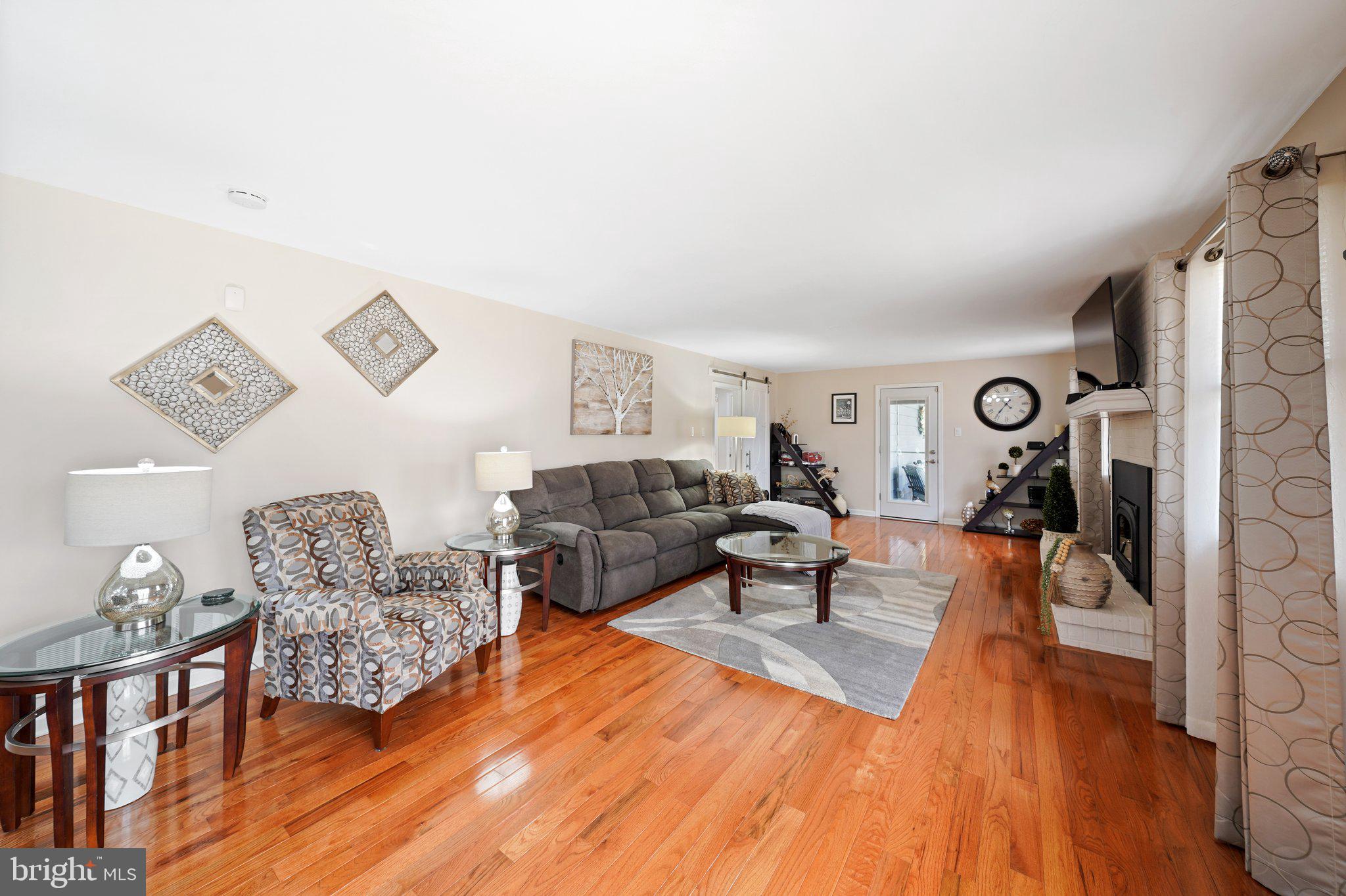 DILWORTHTOWN OAKS - Residential