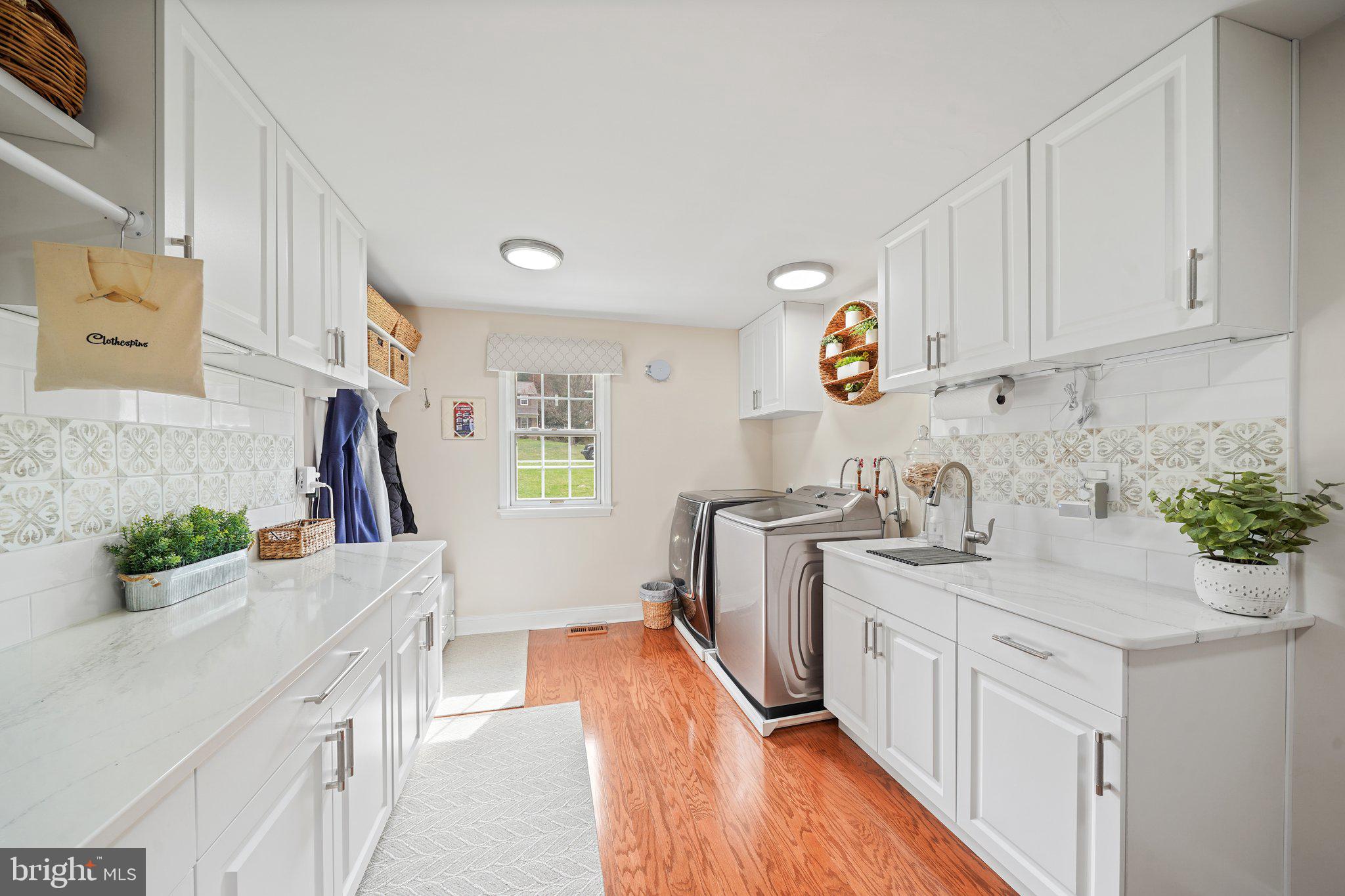 DILWORTHTOWN OAKS - Residential