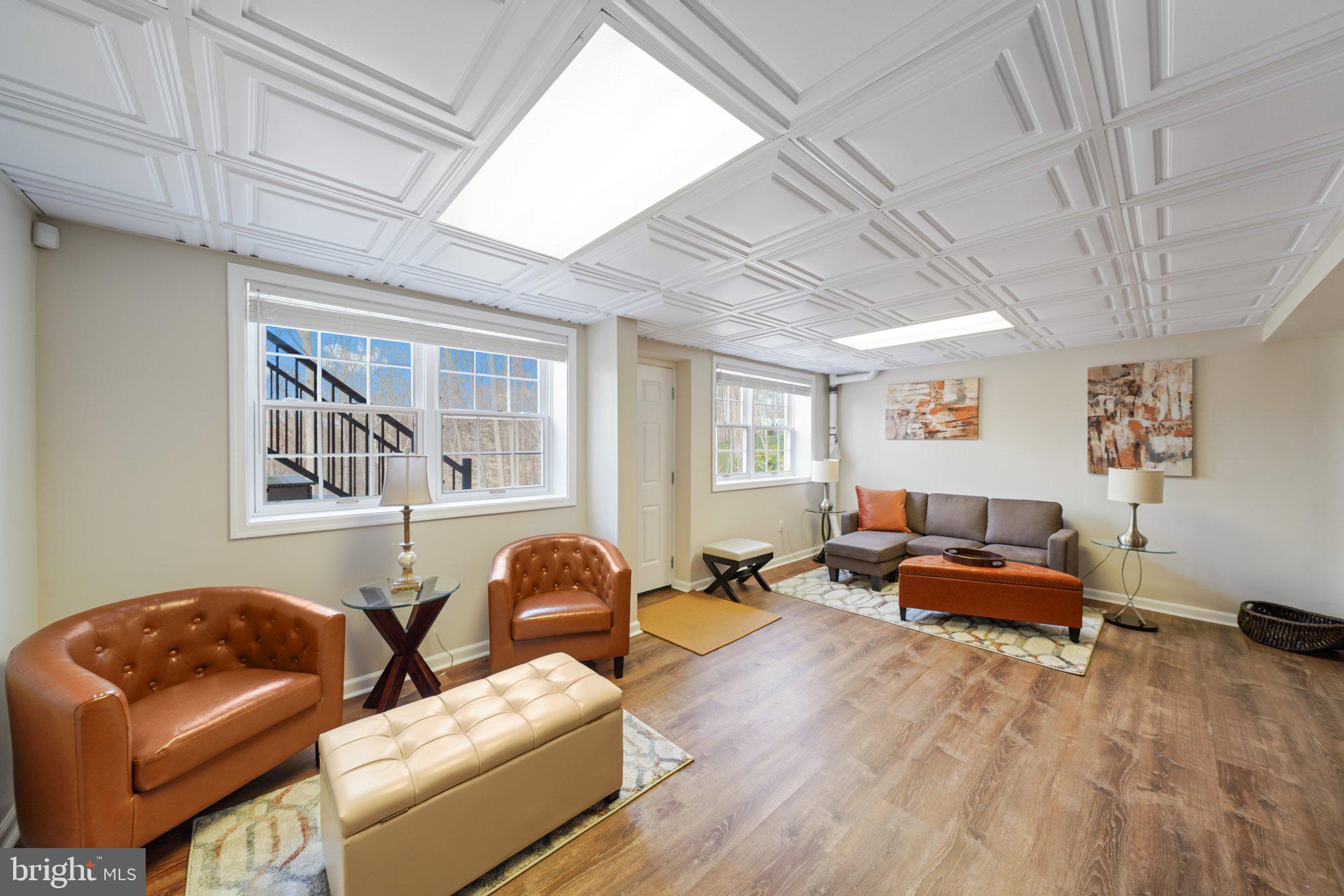 DILWORTHTOWN OAKS - Residential