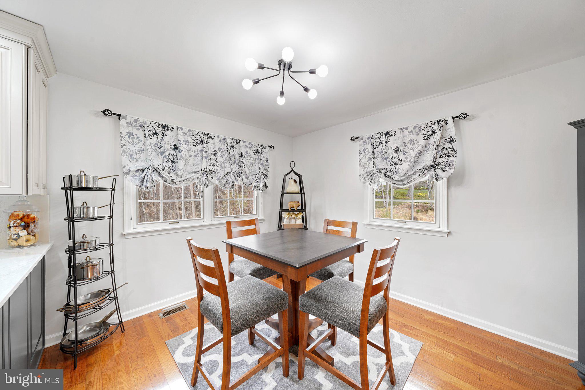 DILWORTHTOWN OAKS - Residential