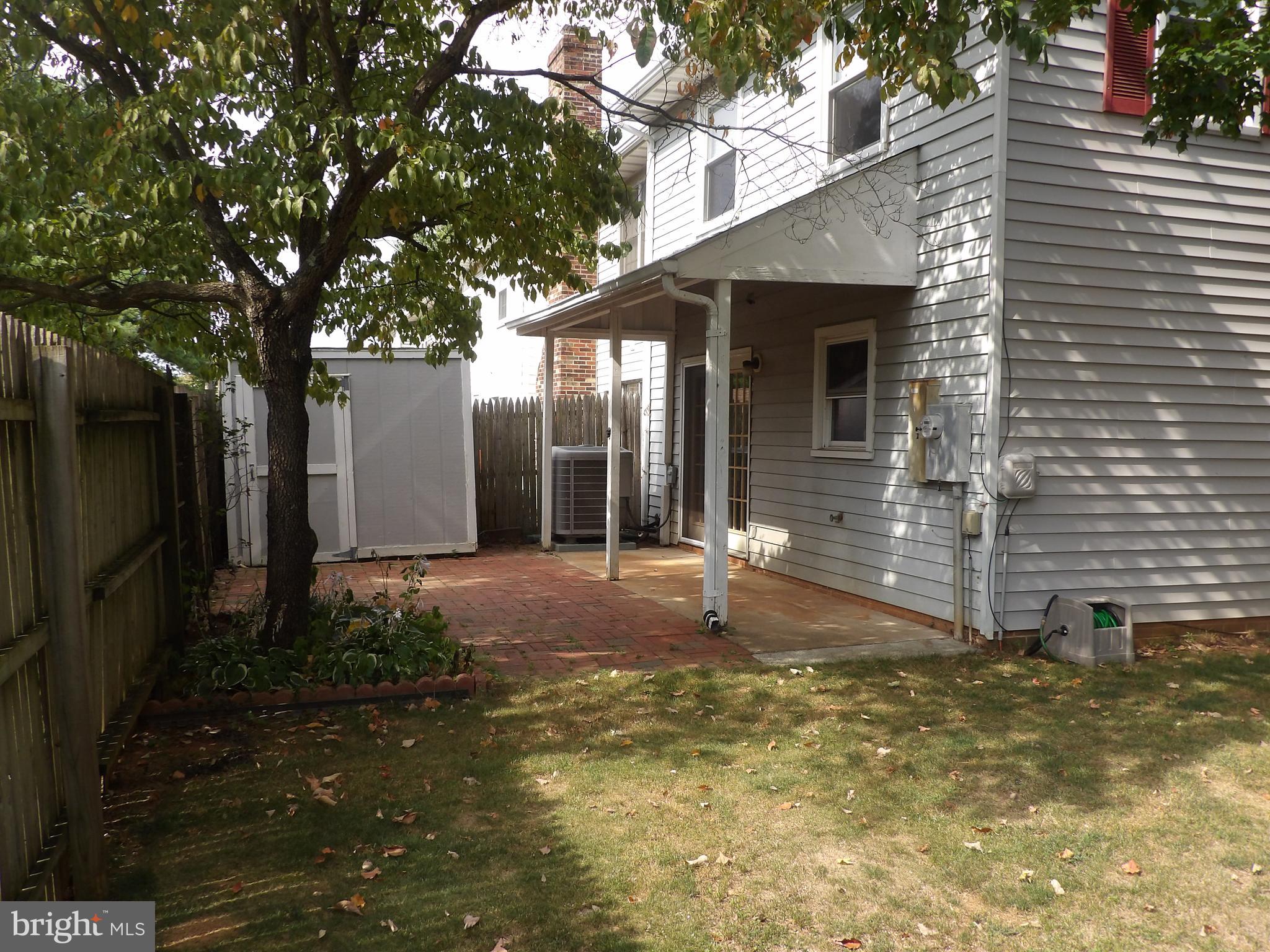 BEAR WALLOW KNOLLS - Residential Lease