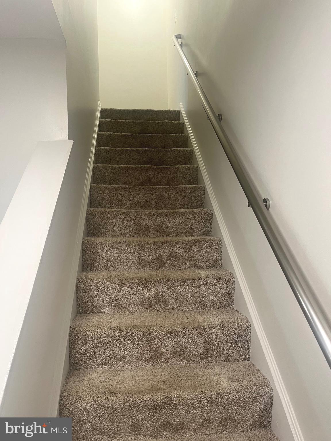 BEAR WALLOW KNOLLS - Residential Lease