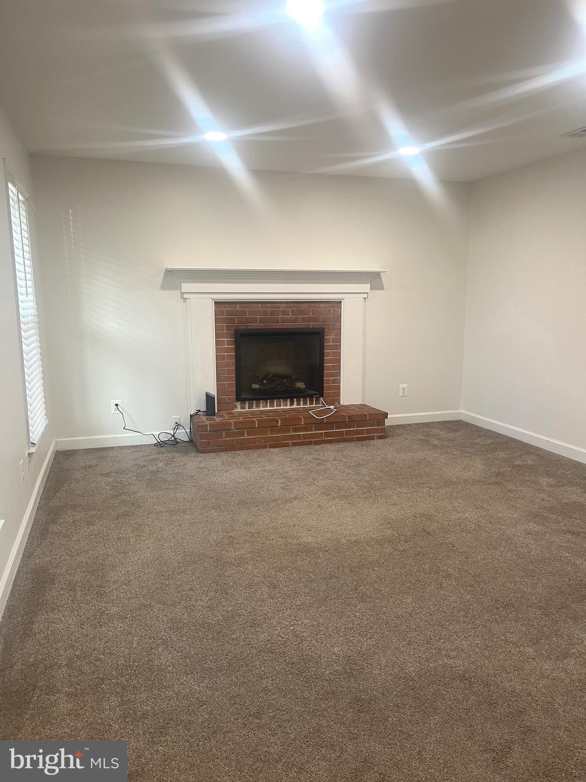 BEAR WALLOW KNOLLS - Residential Lease