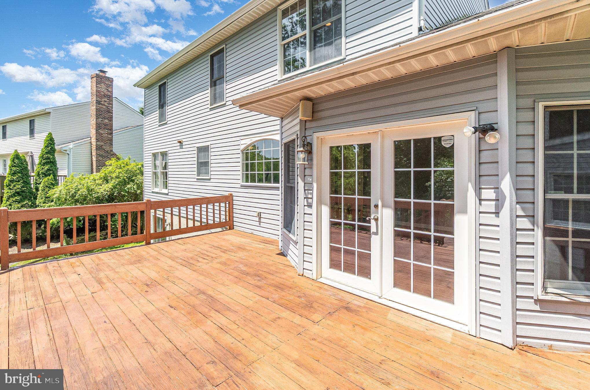 HUNTERS RUN - Residential