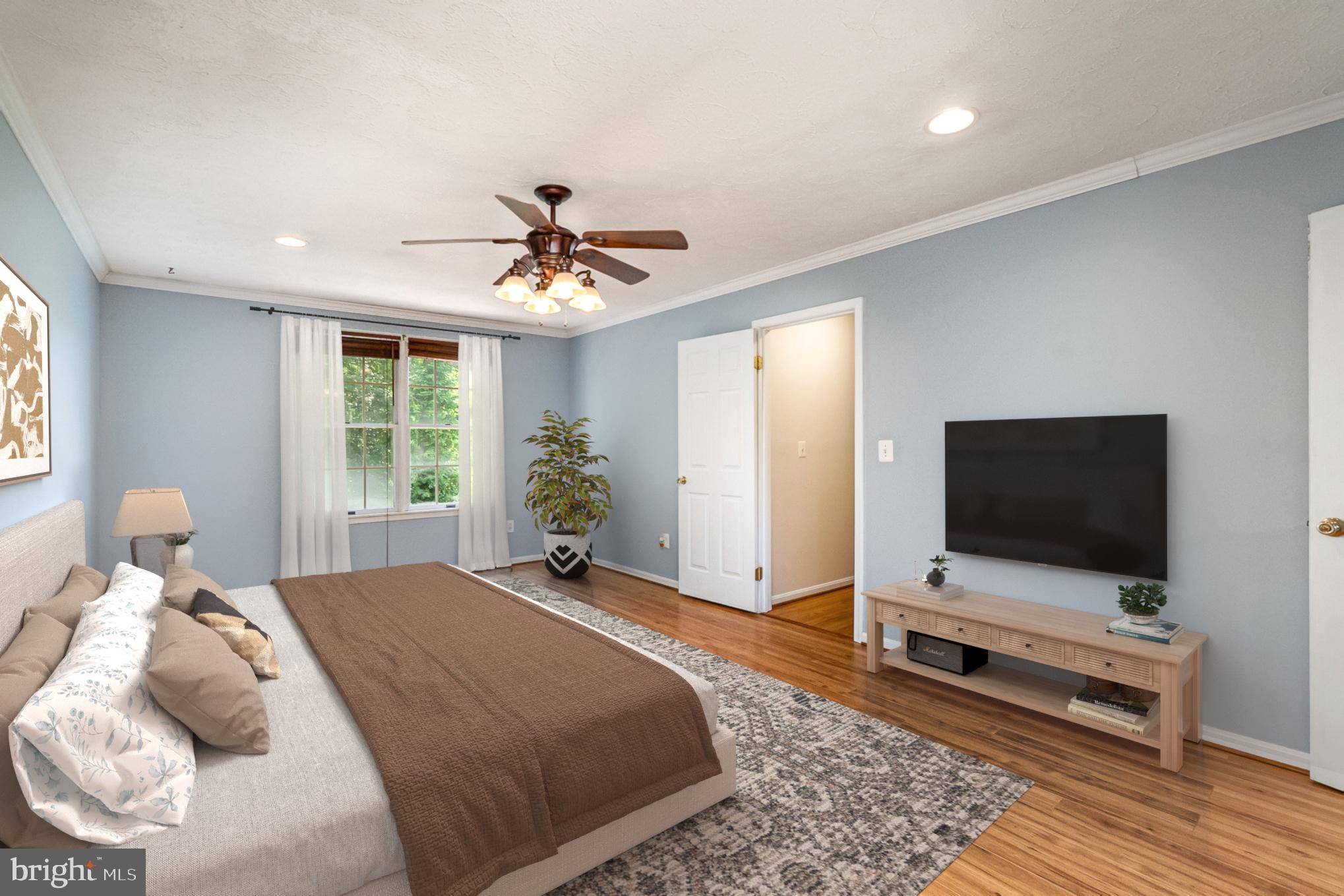 HUNTERS RUN - Residential