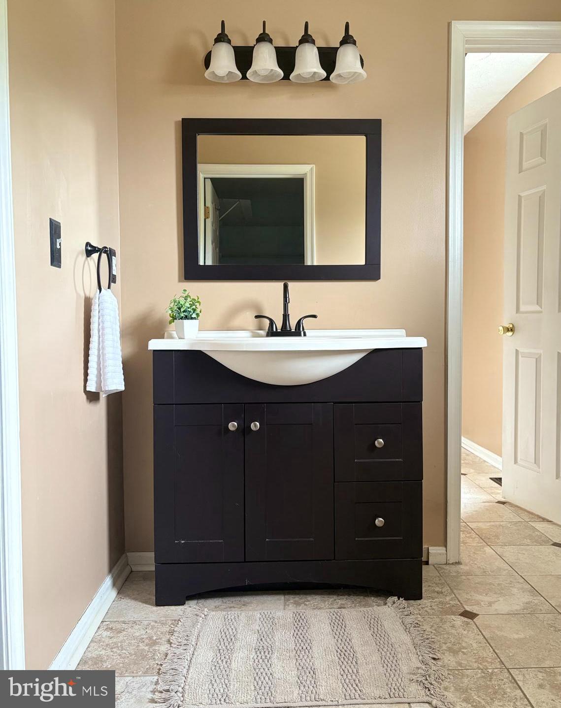 HUNTERS RUN - Residential