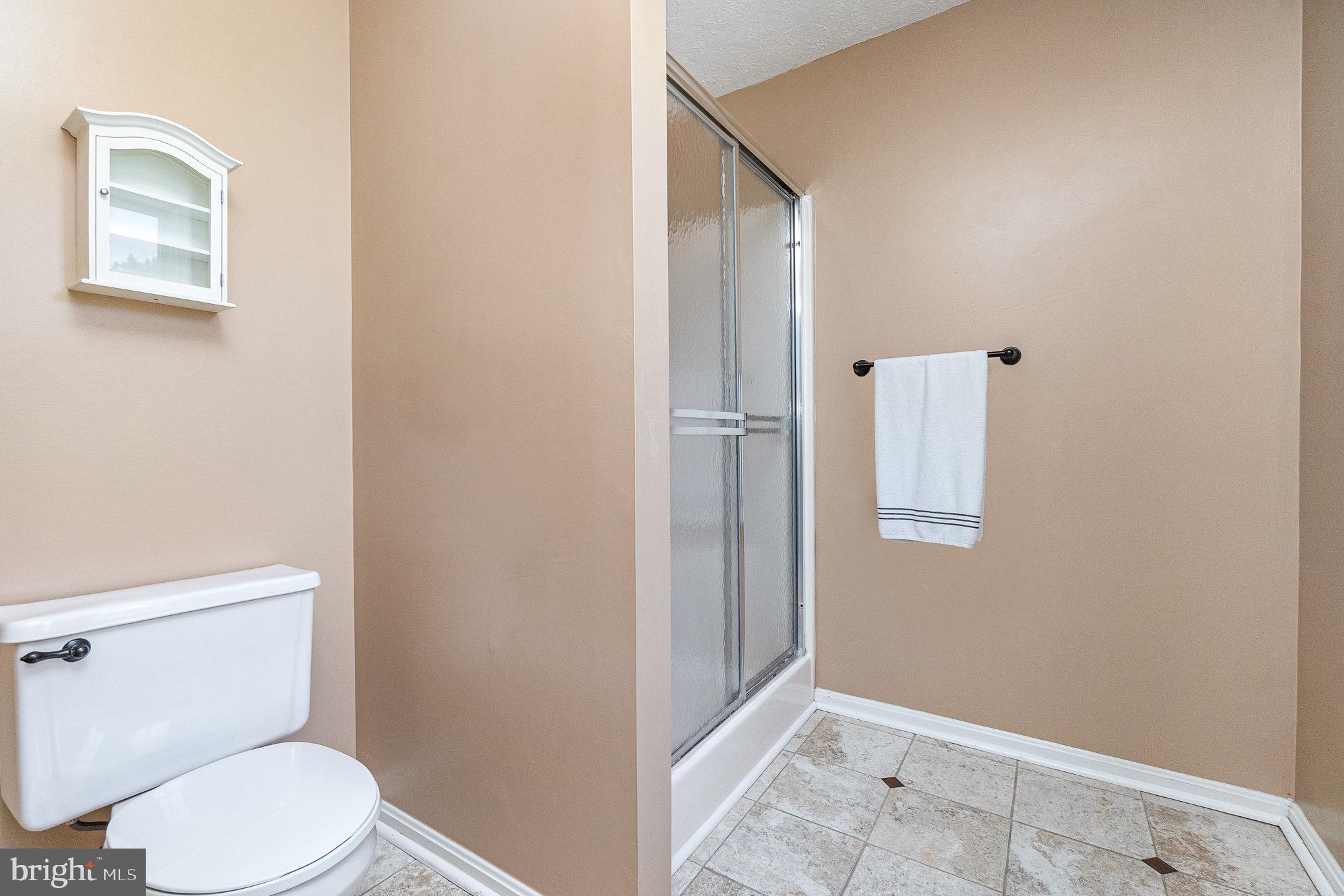 HUNTERS RUN - Residential