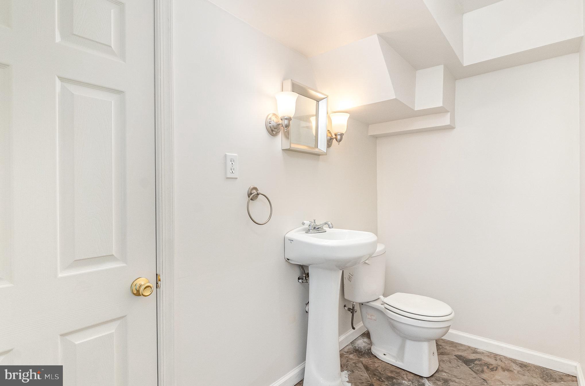 HUNTERS RUN - Residential