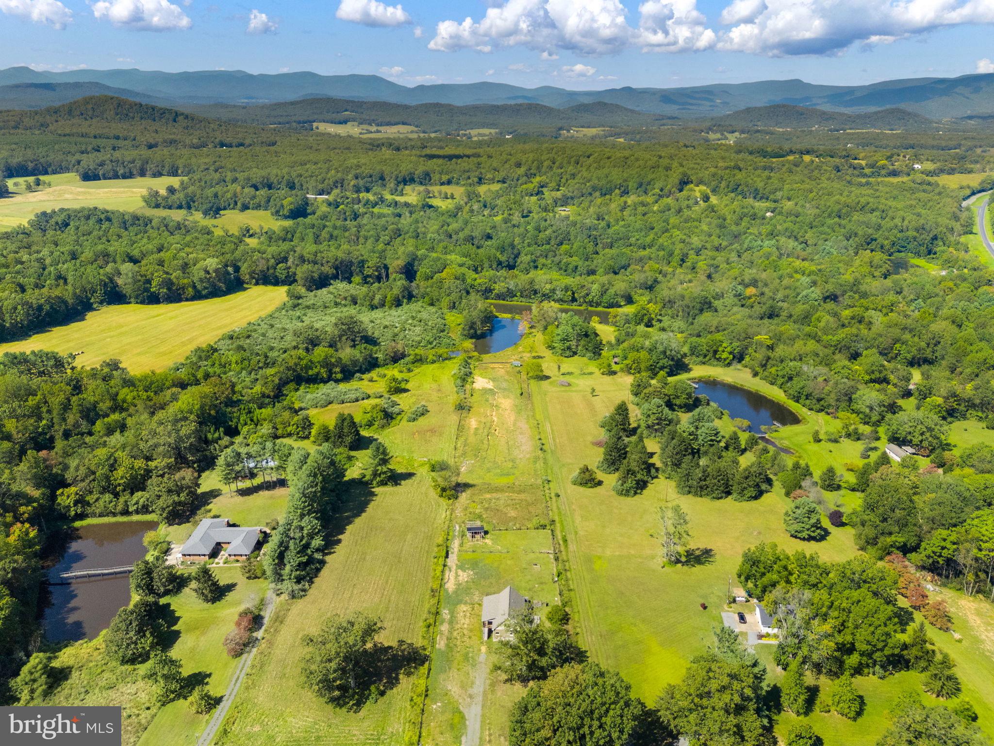 395 SEVEN PONDS ROAD