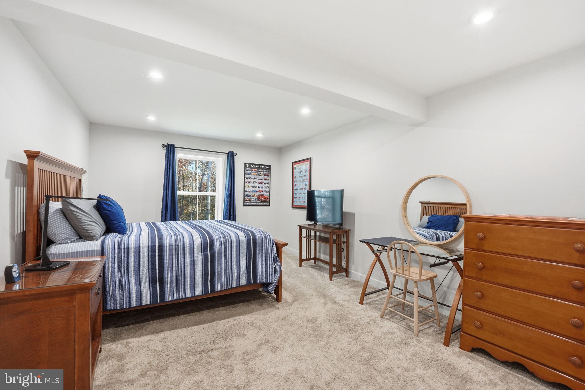 FAWN LAKE - Residential