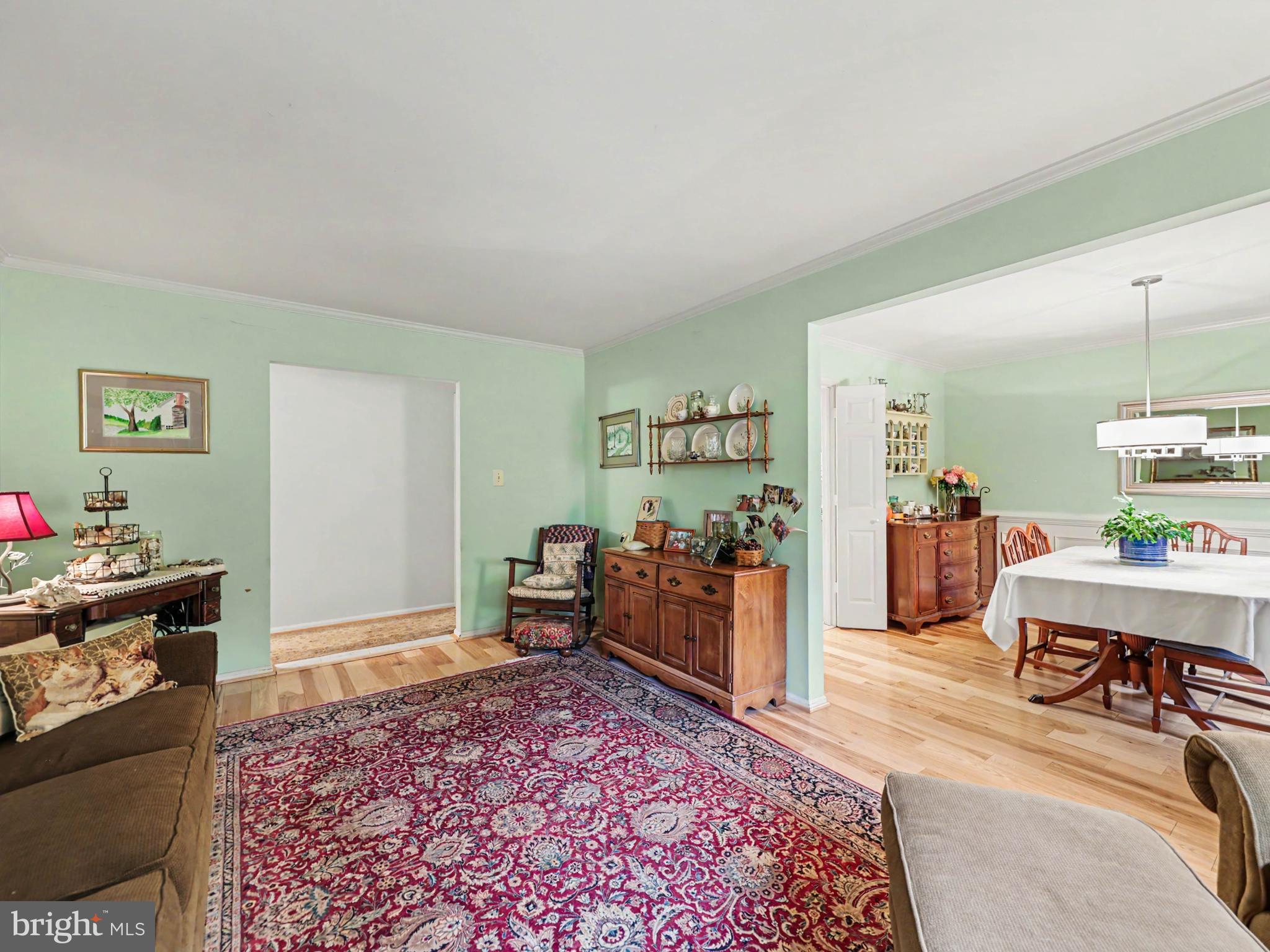 213 MAST COVE