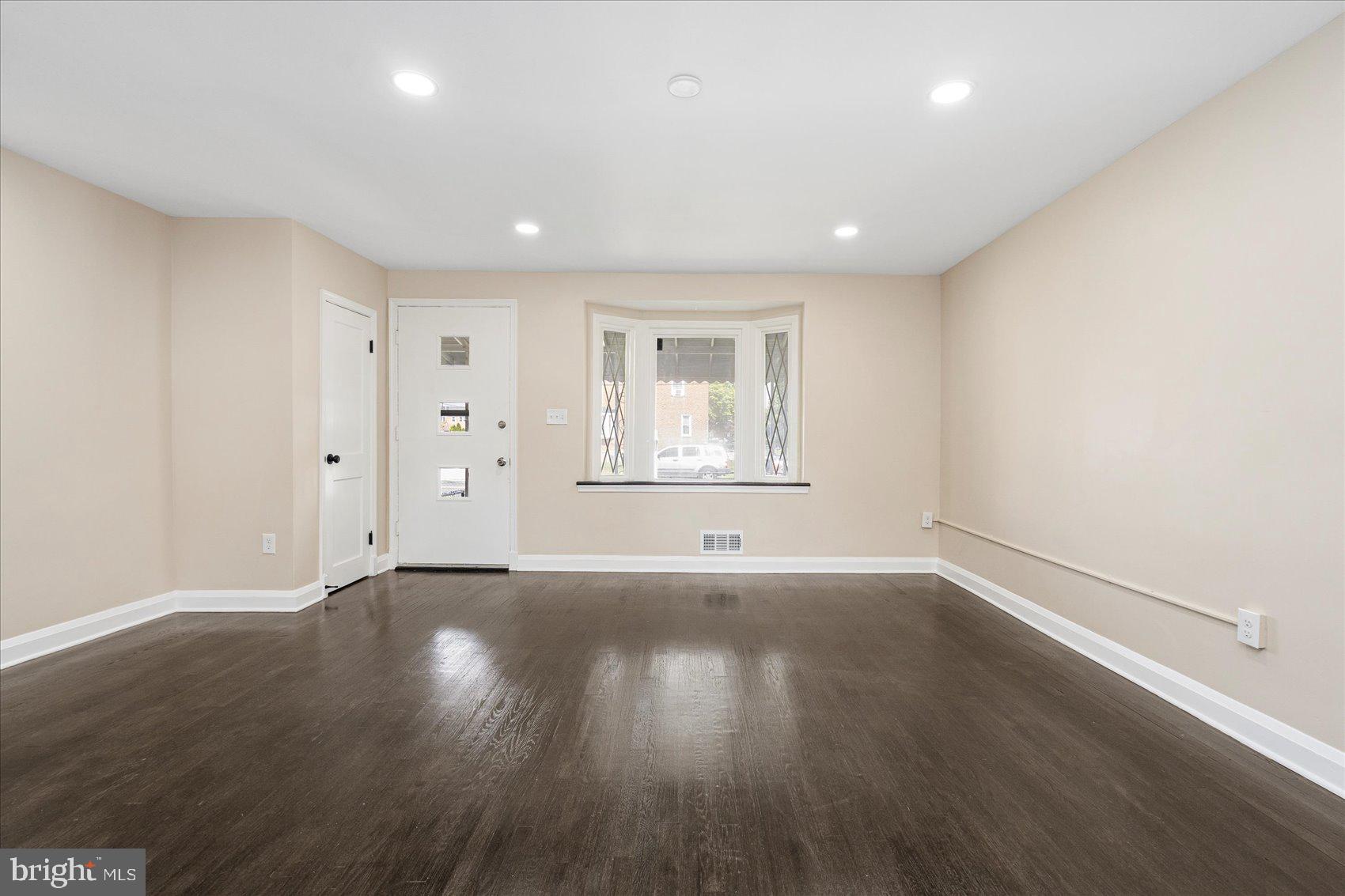 WEST INVERNESS - Residential