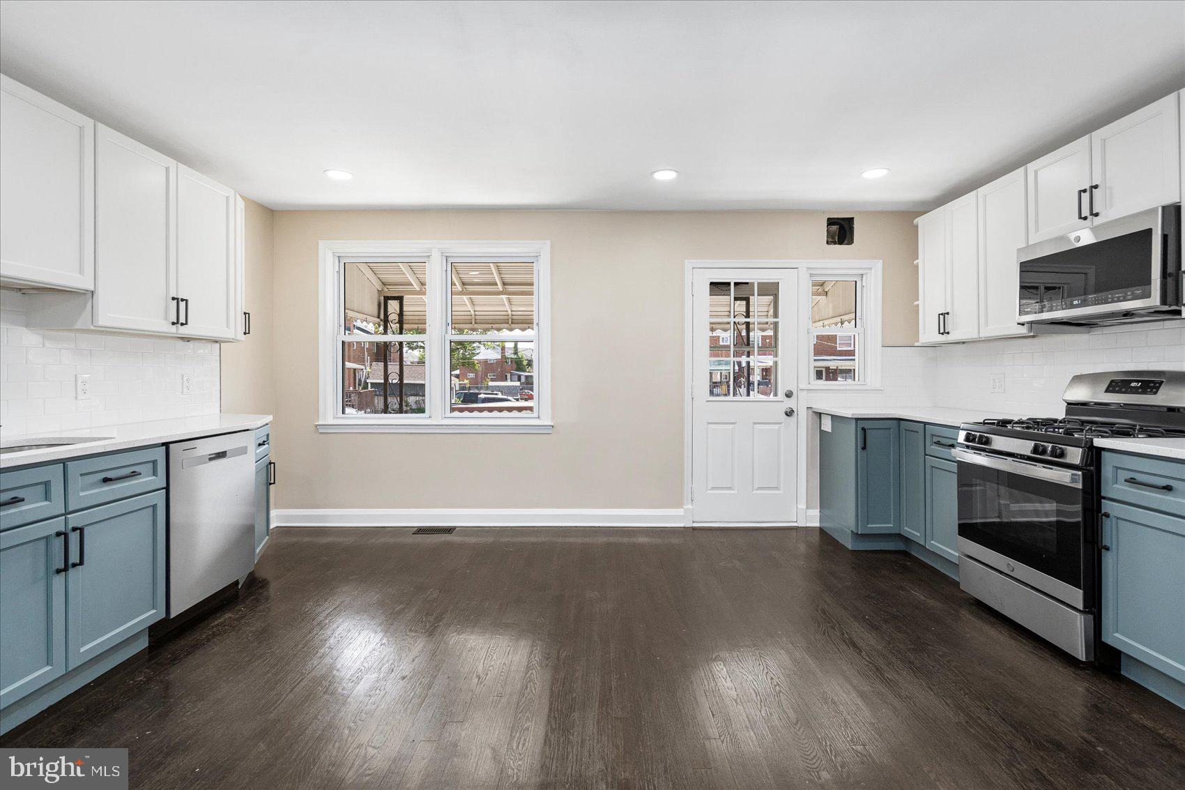 WEST INVERNESS - Residential