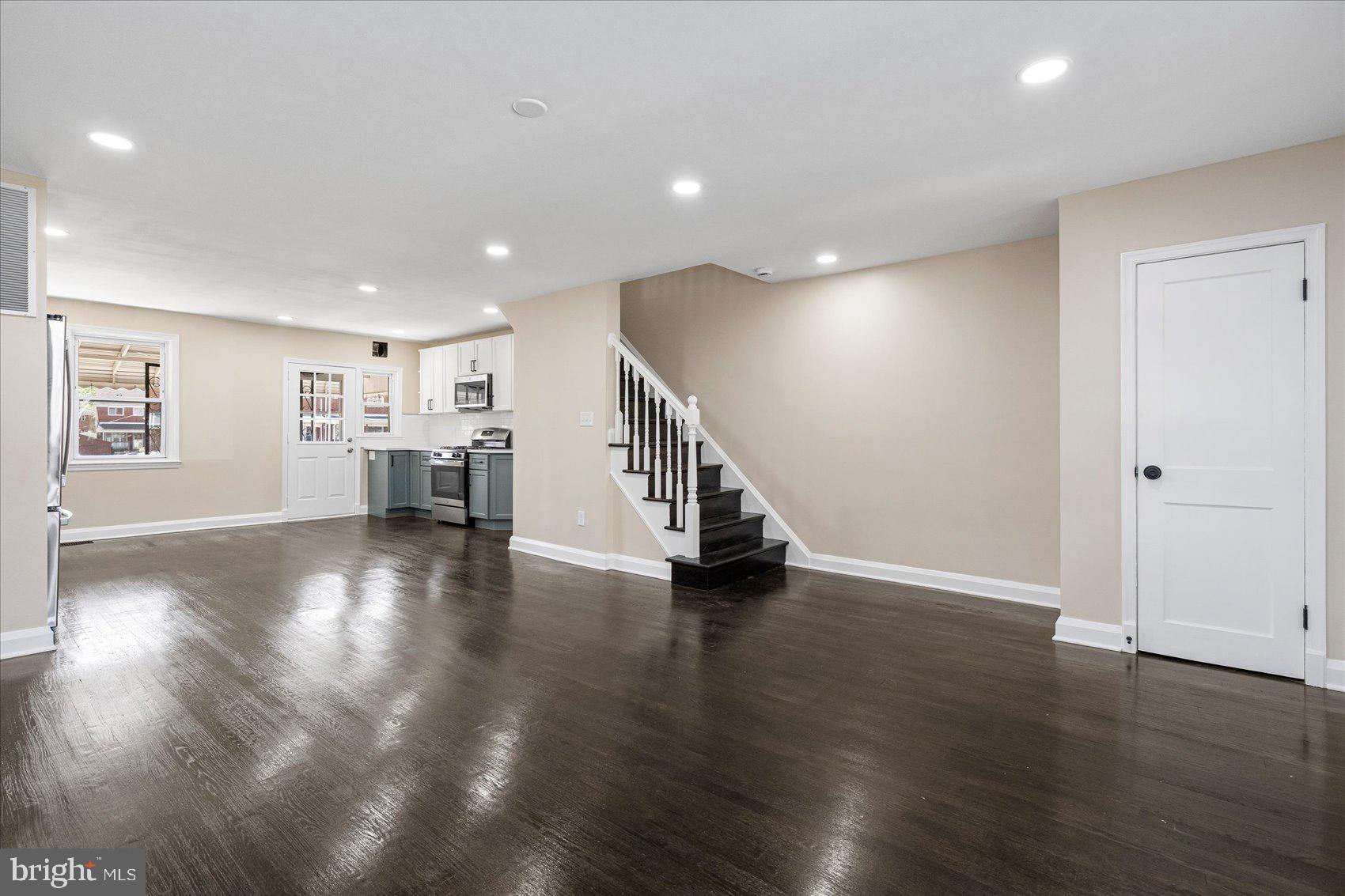 WEST INVERNESS - Residential