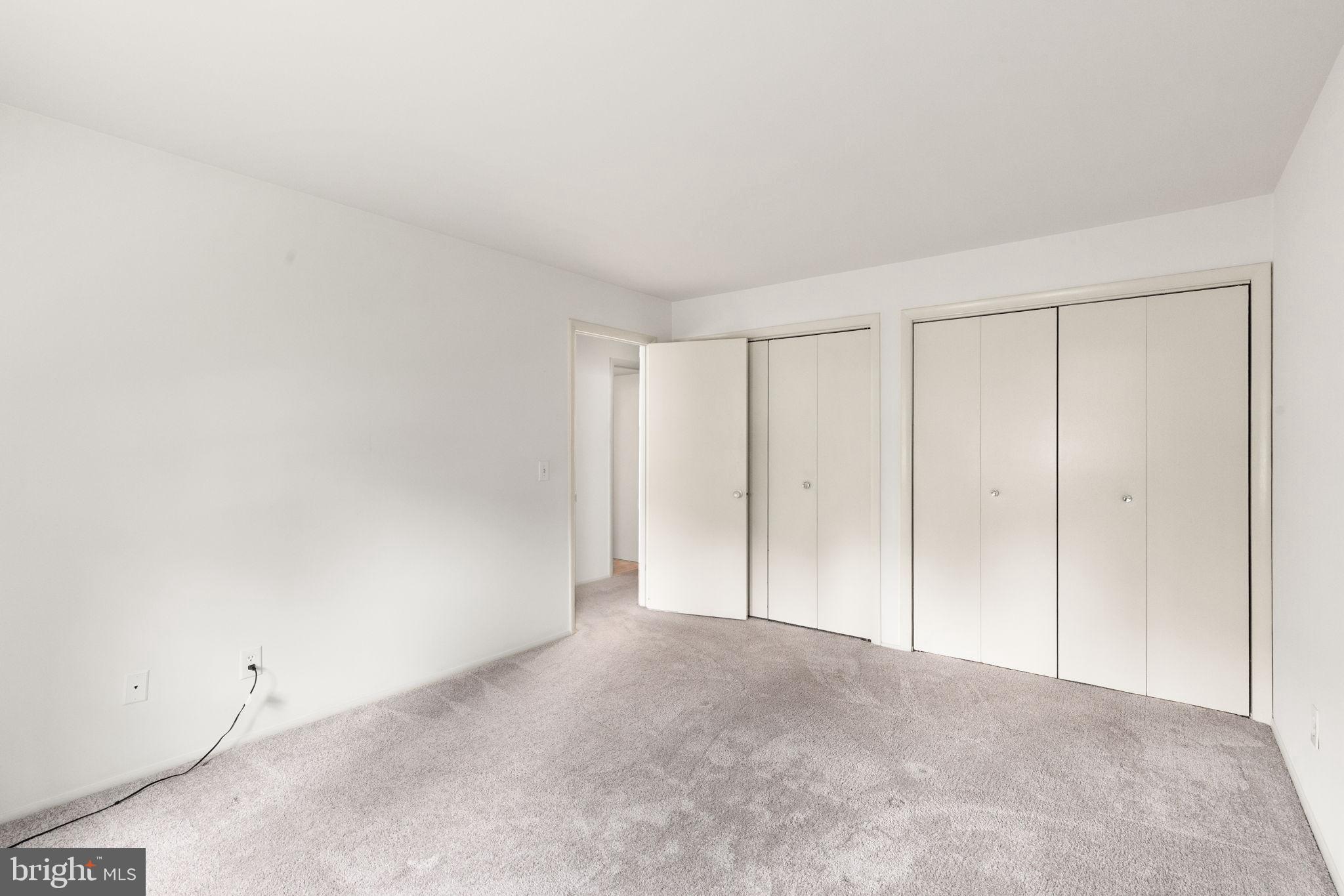 HICKORY HILLS - Residential Lease