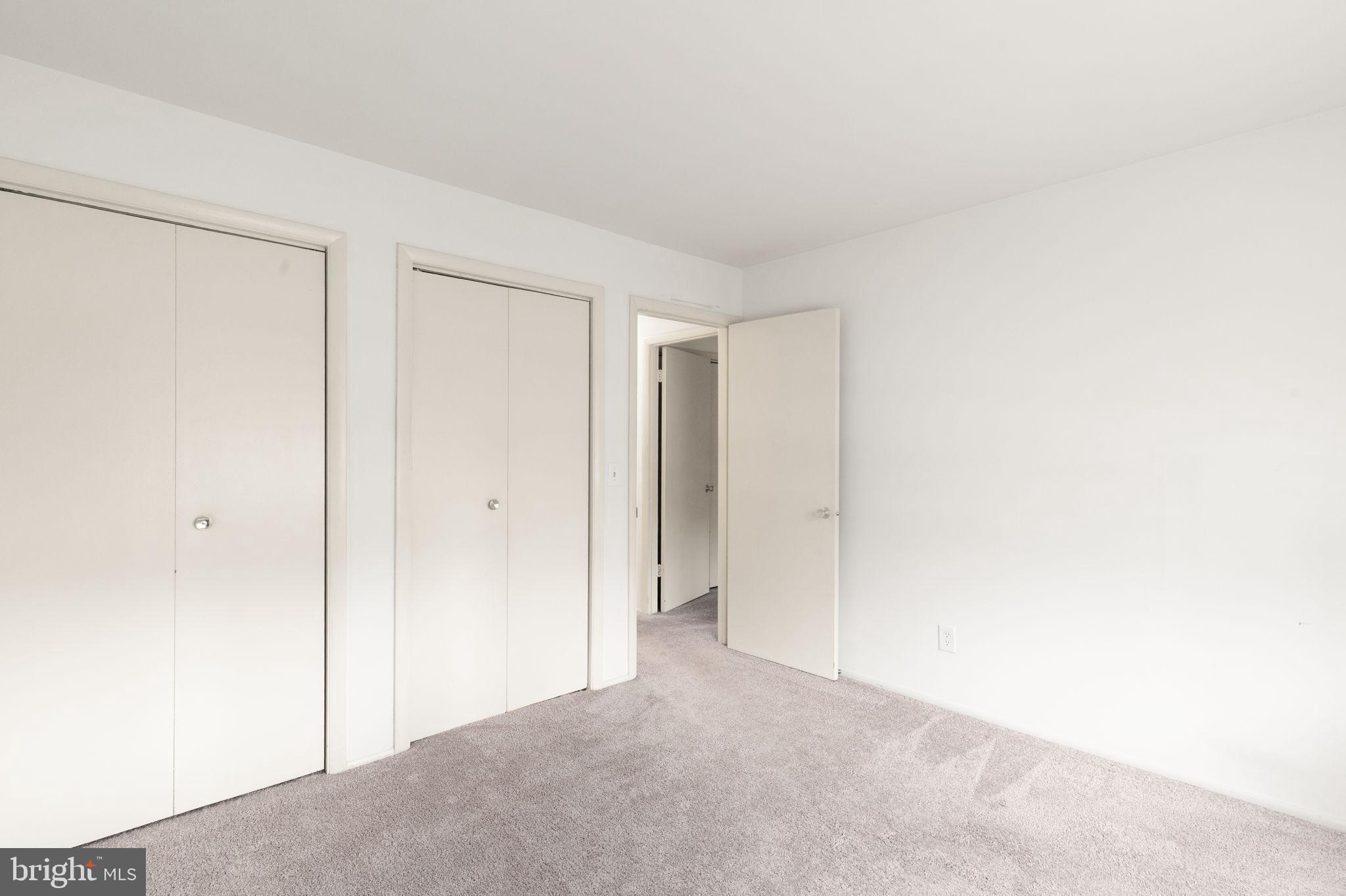 HICKORY HILLS - Residential Lease