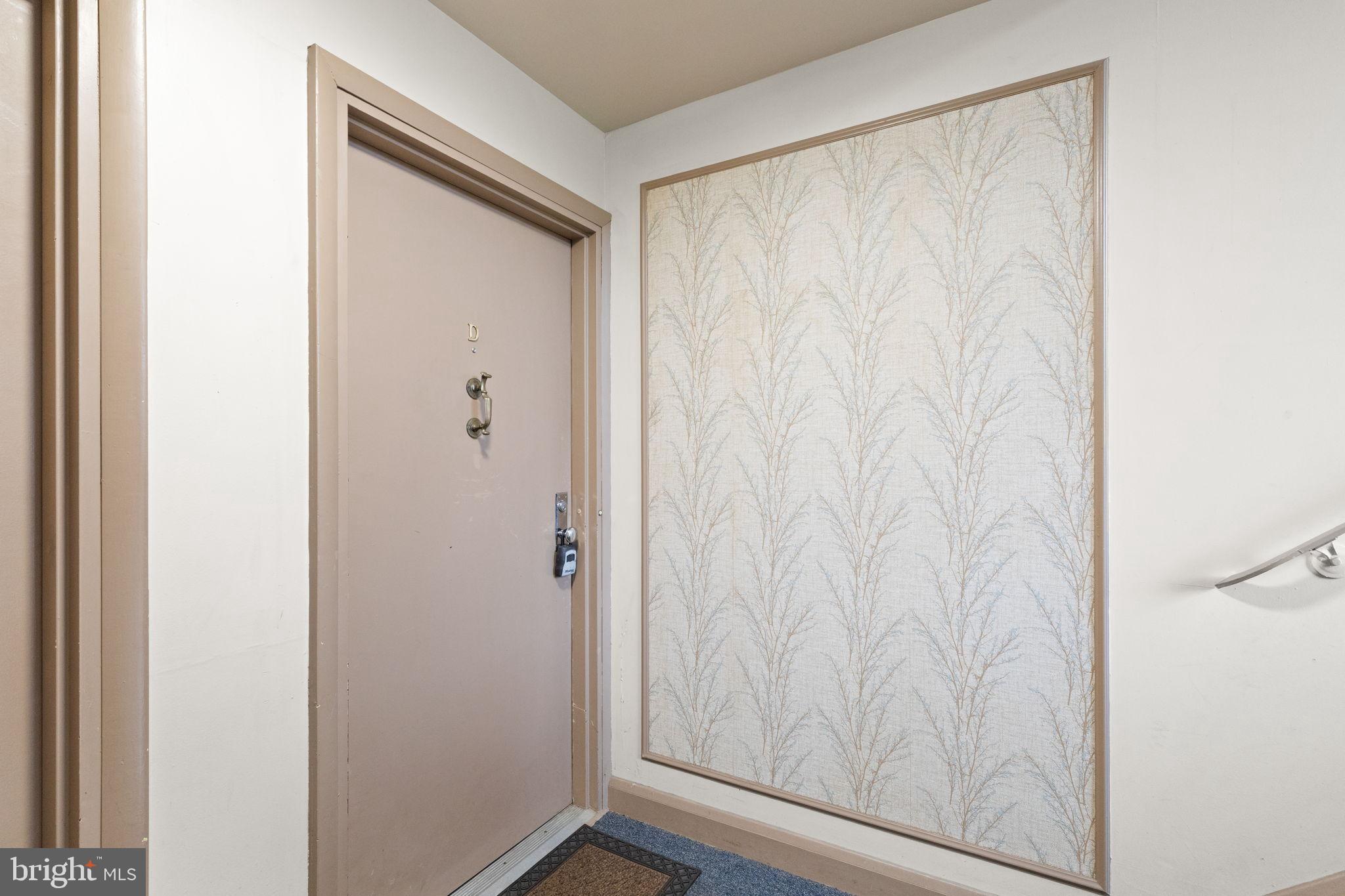 HICKORY HILLS - Residential Lease