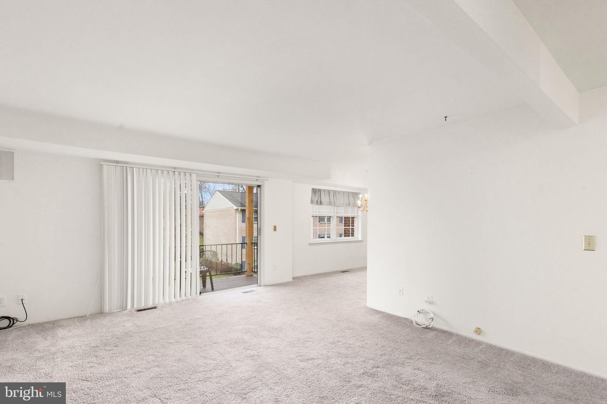 HICKORY HILLS - Residential Lease