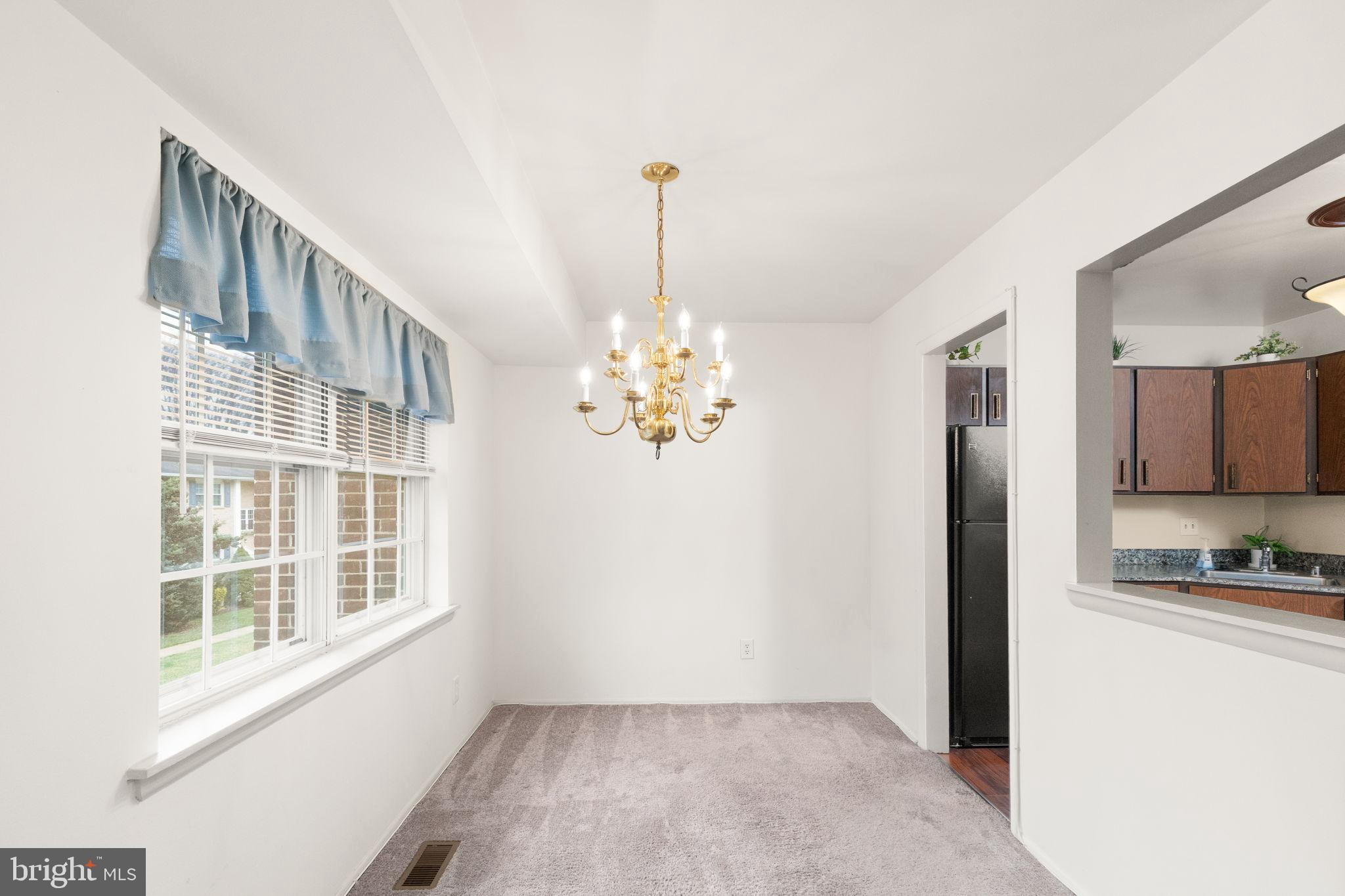 HICKORY HILLS - Residential Lease