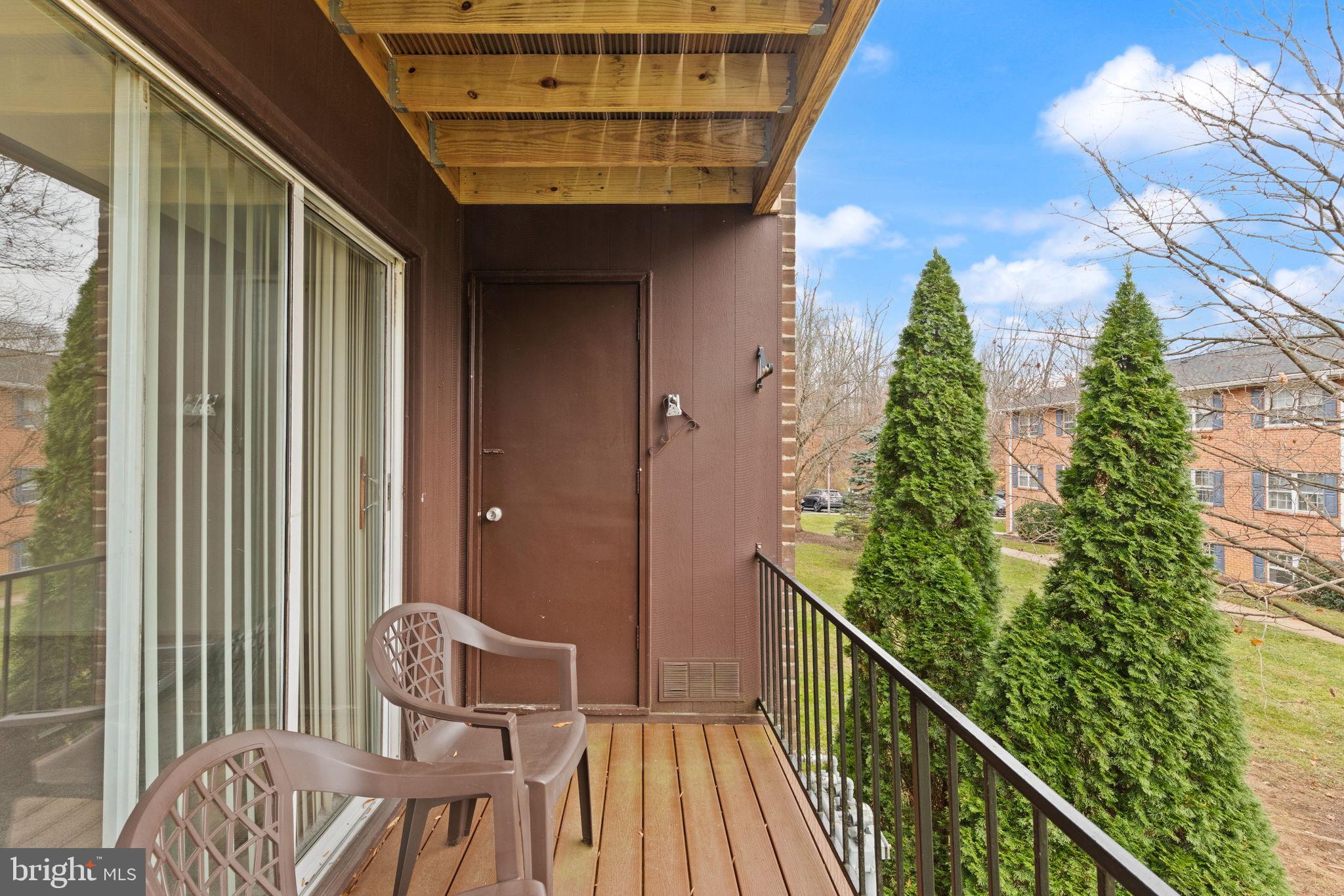 HICKORY HILLS - Residential Lease