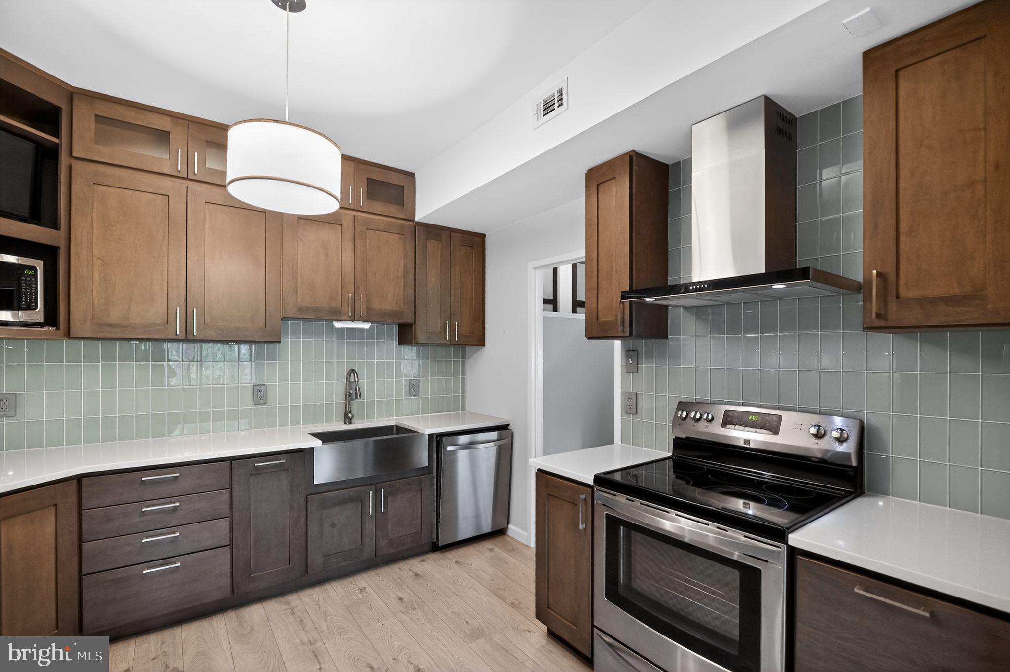 WOODWINDS II - Residential