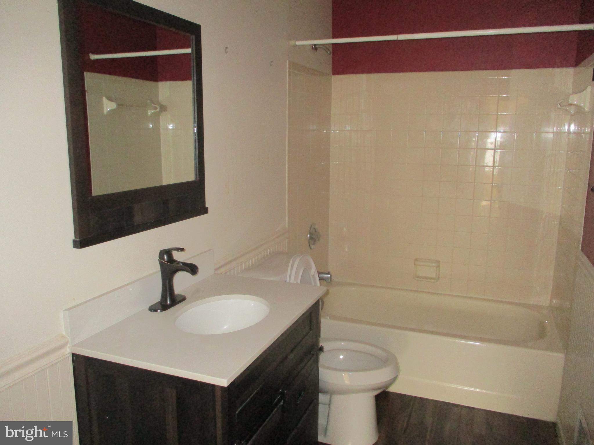 BROADVIEW - Residential