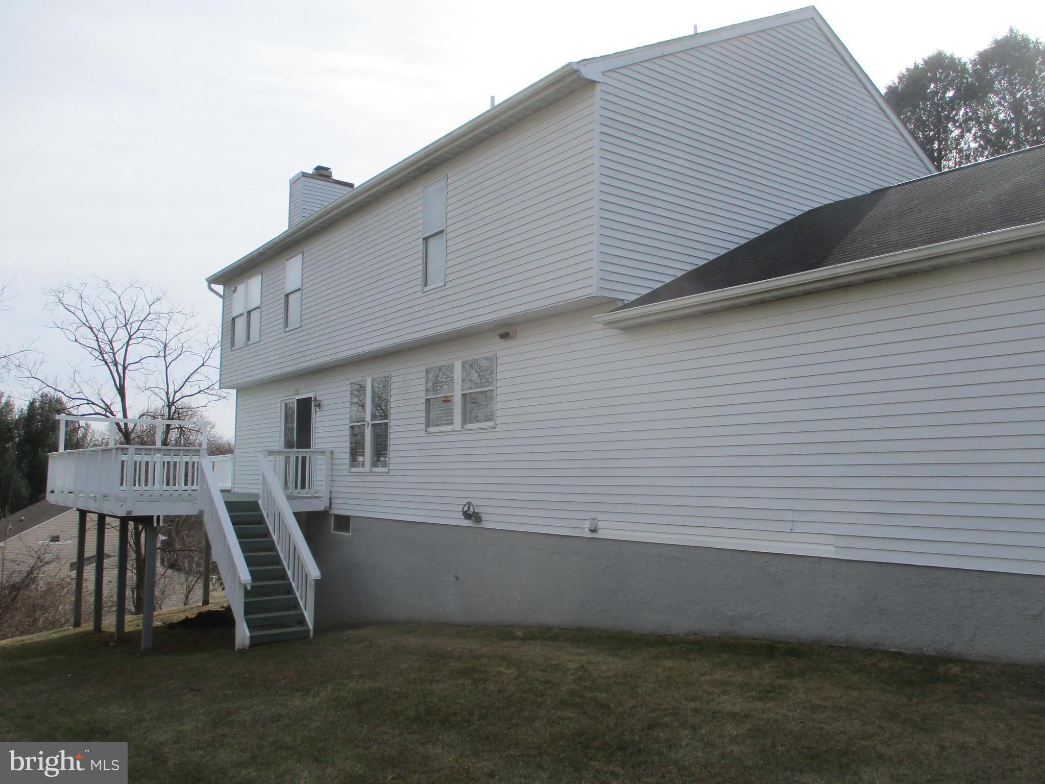 2423 PARLIAMENT DRIVE