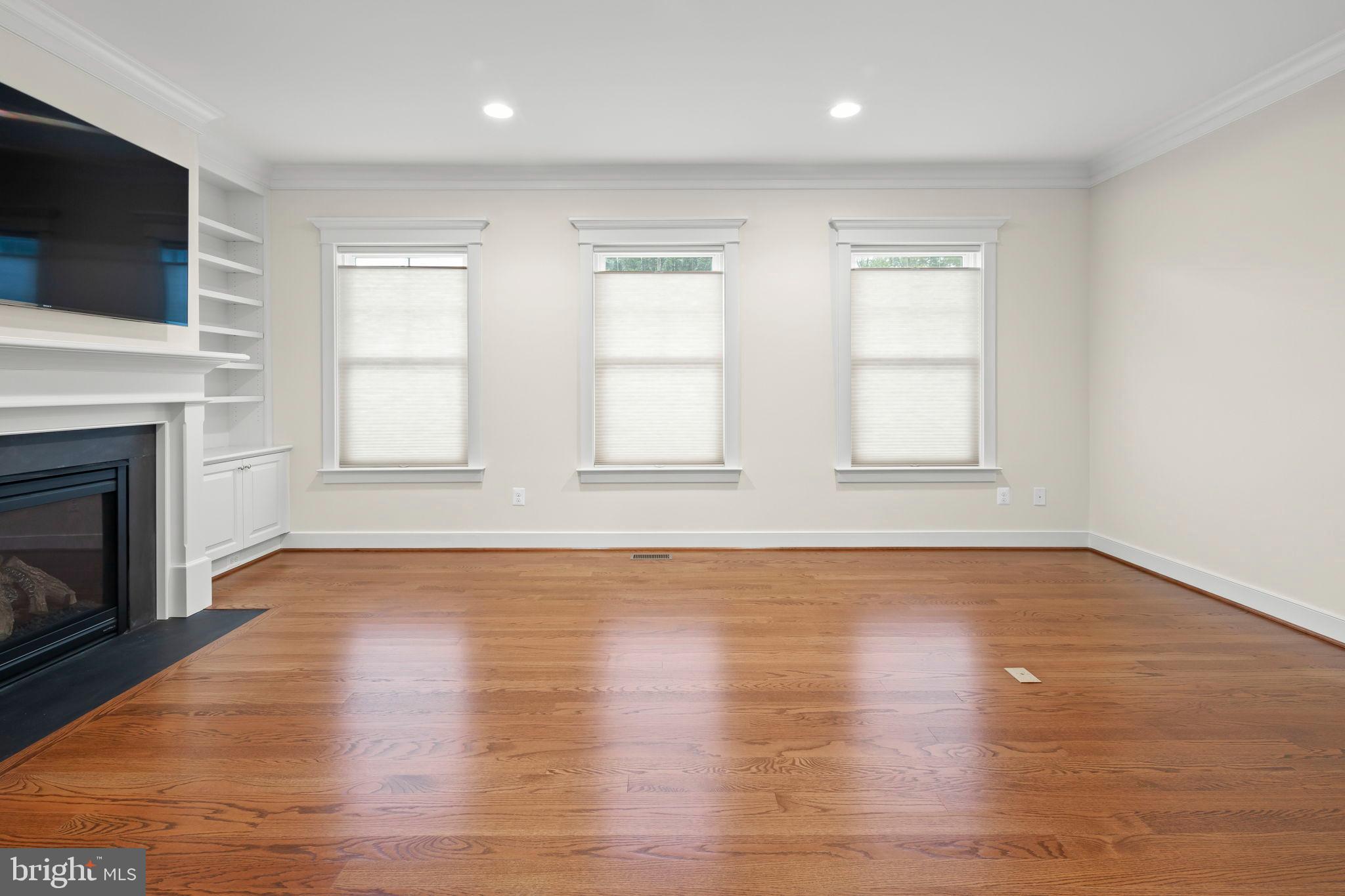 WINDOVER HEIGHTS - Residential