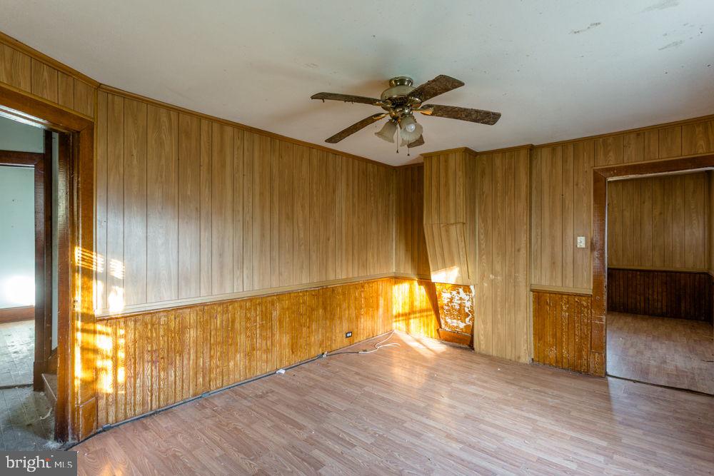 3190 WINSINGER DRIVE