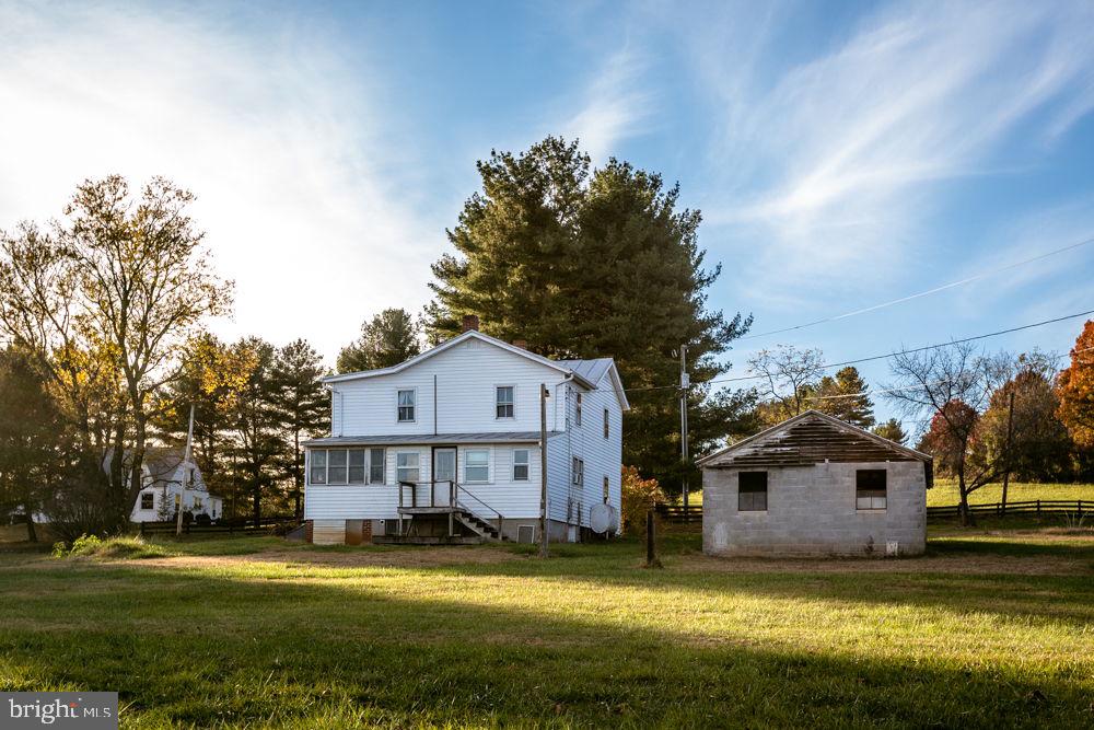 3190 WINSINGER DRIVE