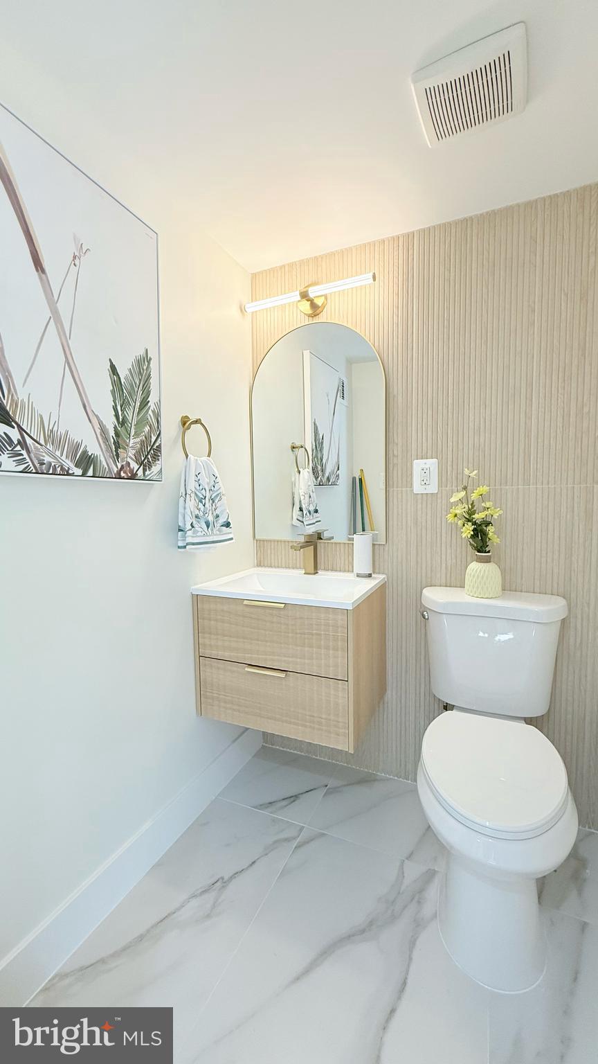 RESTON - Residential