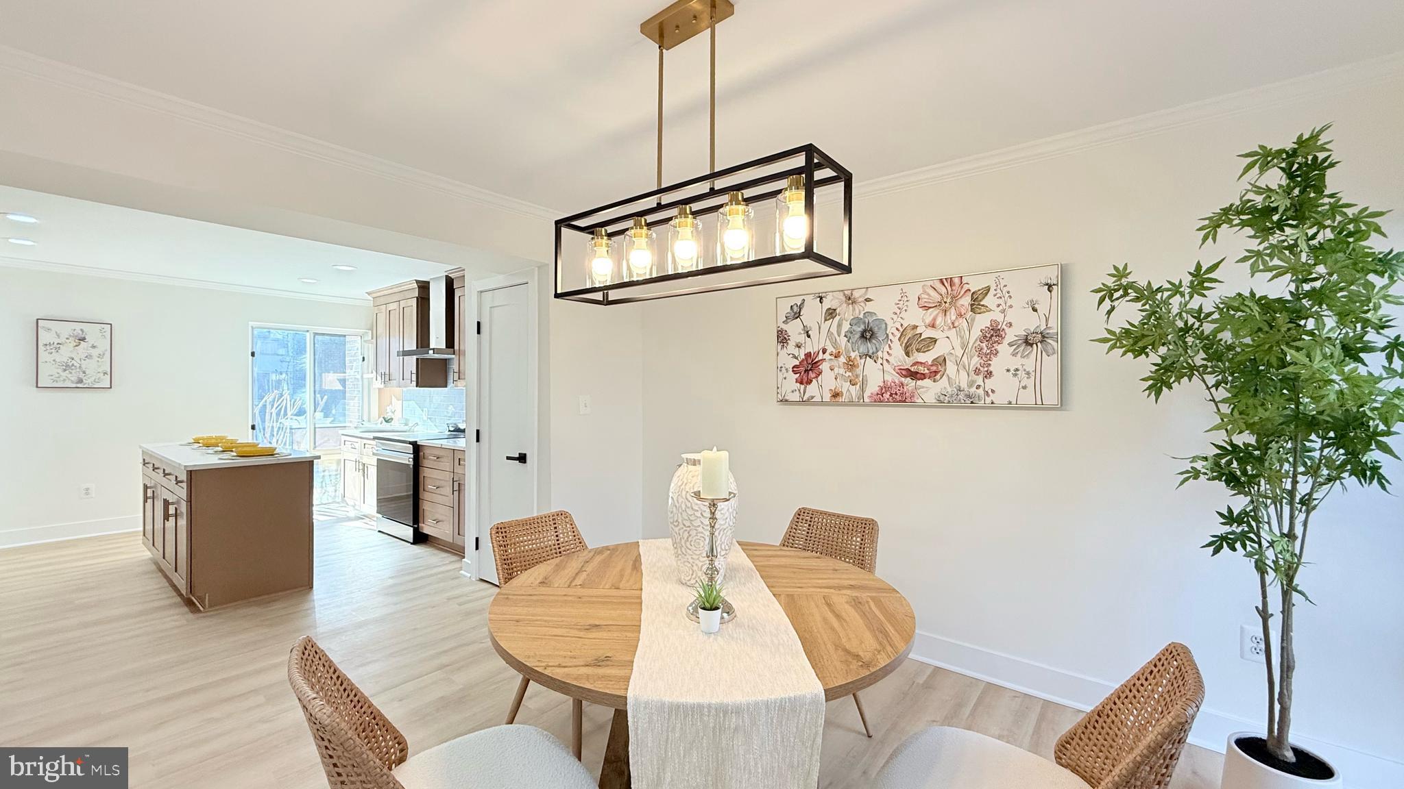 RESTON - Residential