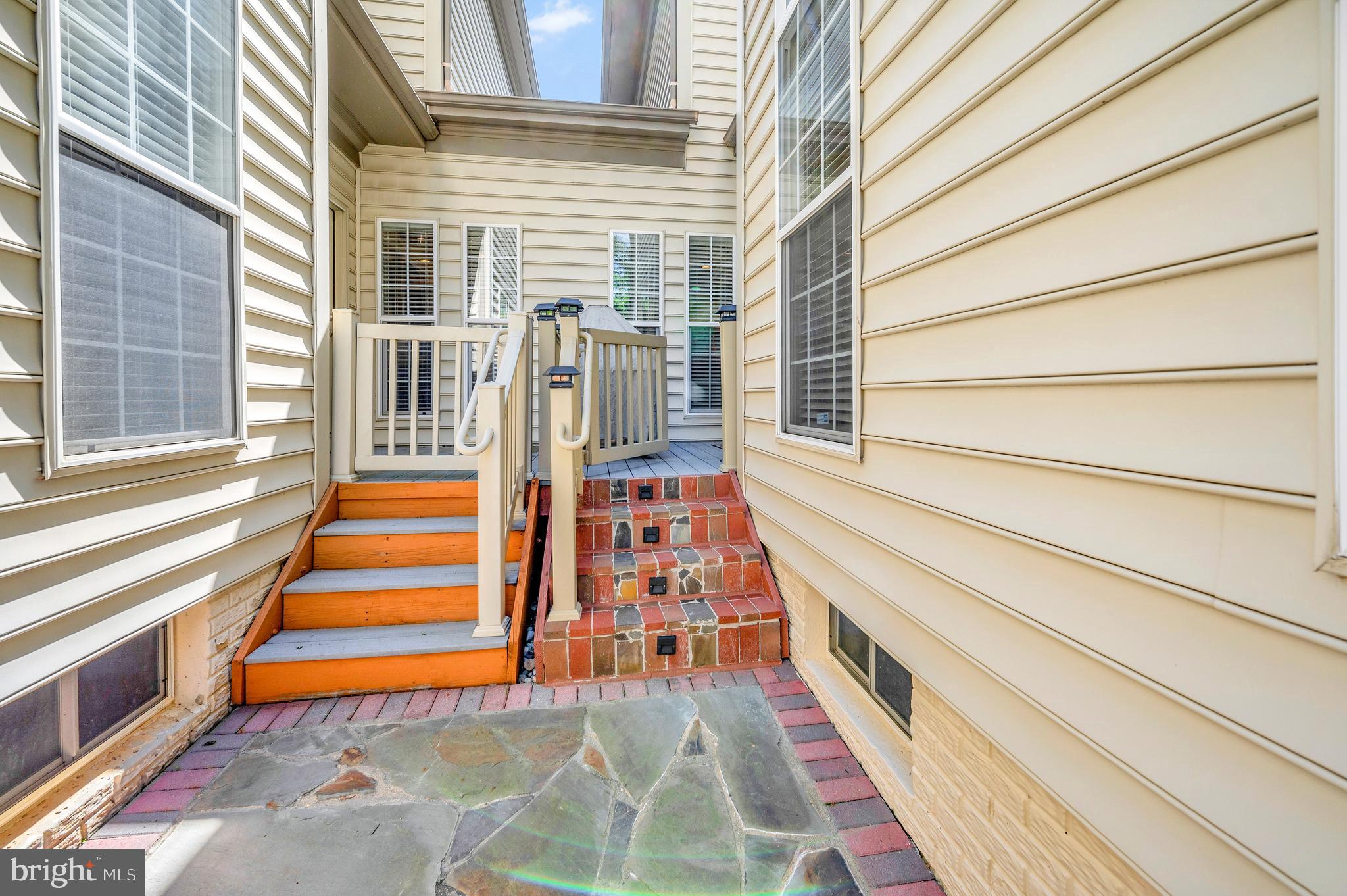 NORTHAMPTON AT KINGSTOWNE - Residential