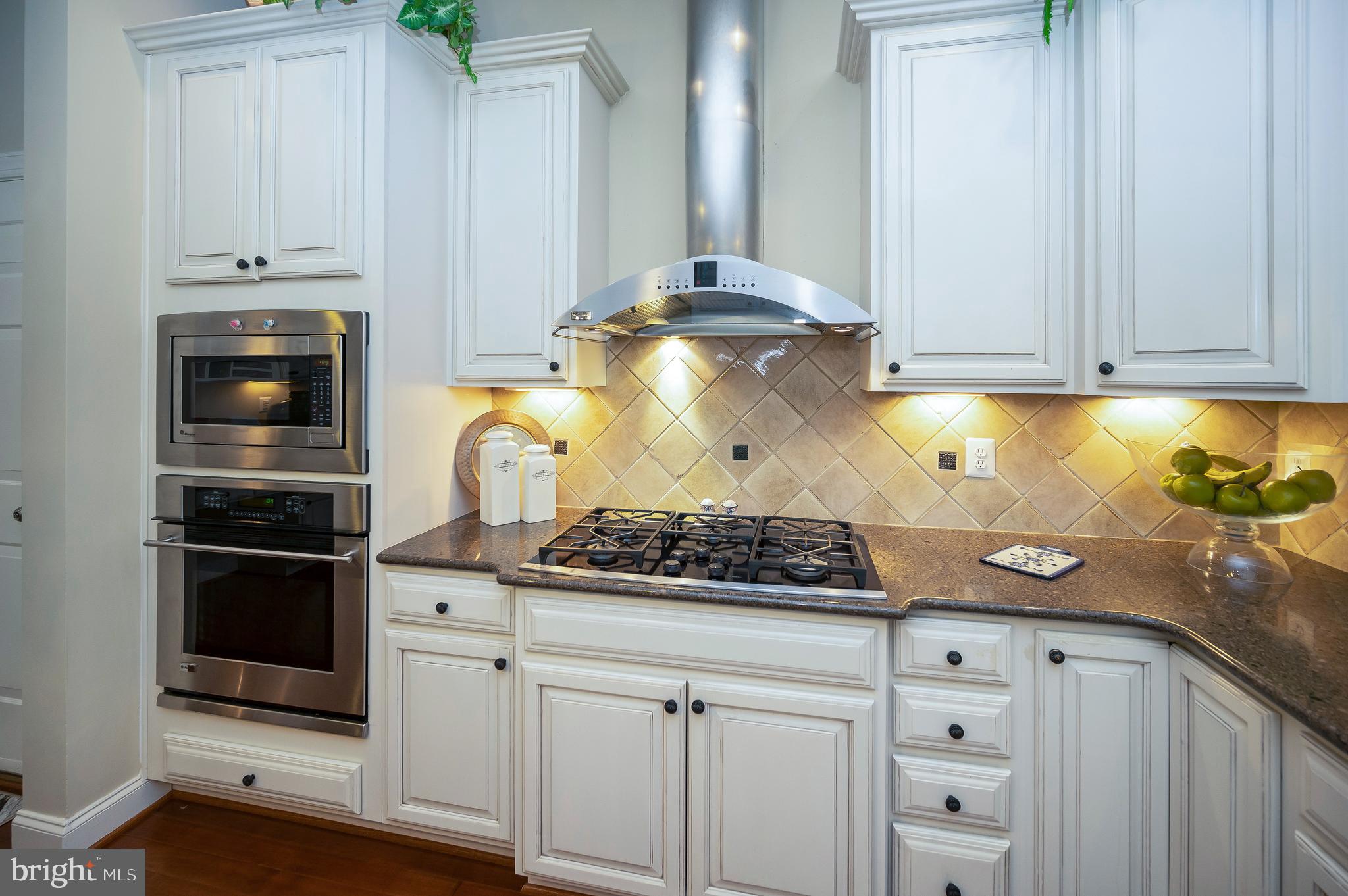 NORTHAMPTON AT KINGSTOWNE - Residential