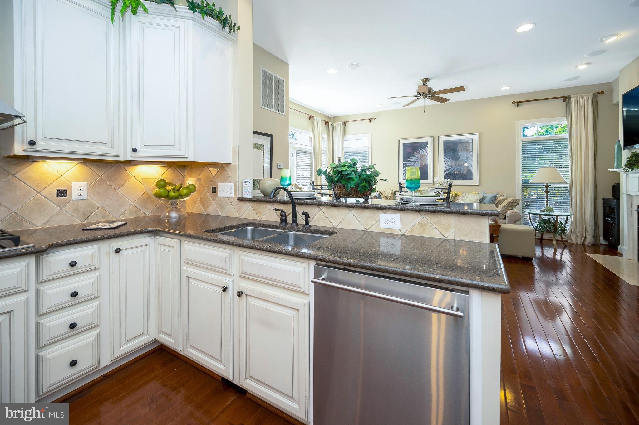 NORTHAMPTON AT KINGSTOWNE - Residential