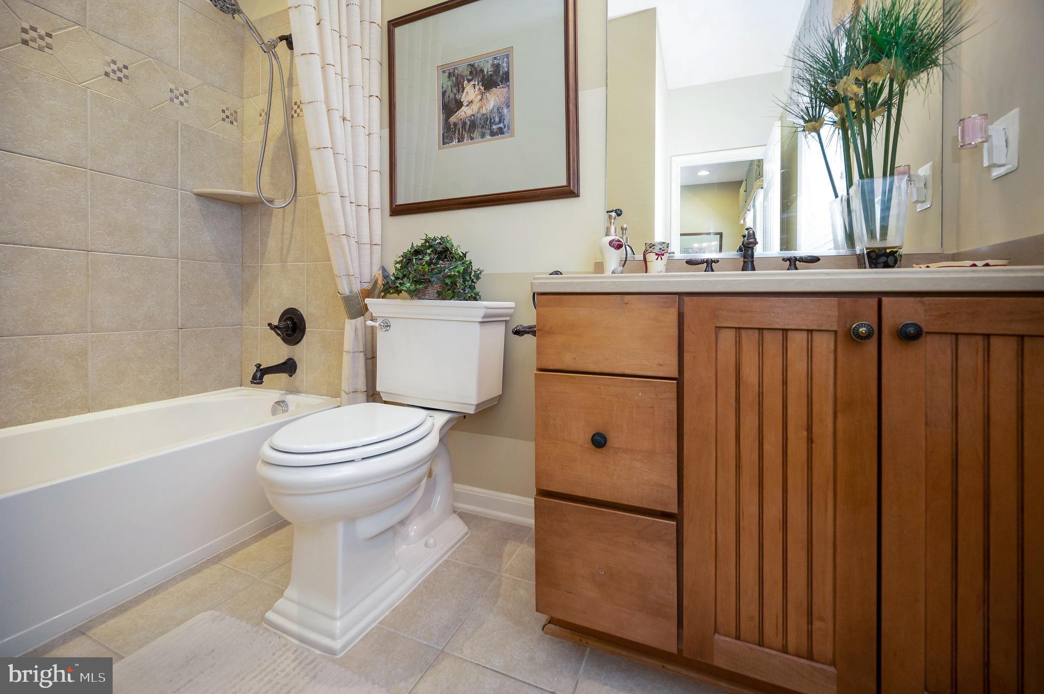 NORTHAMPTON AT KINGSTOWNE - Residential